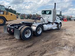 2011 PETERBILT 386 TANDEM AXLE DAY CAB TRUCK TRACTOR VIN: 1XPHD49X4BD130145