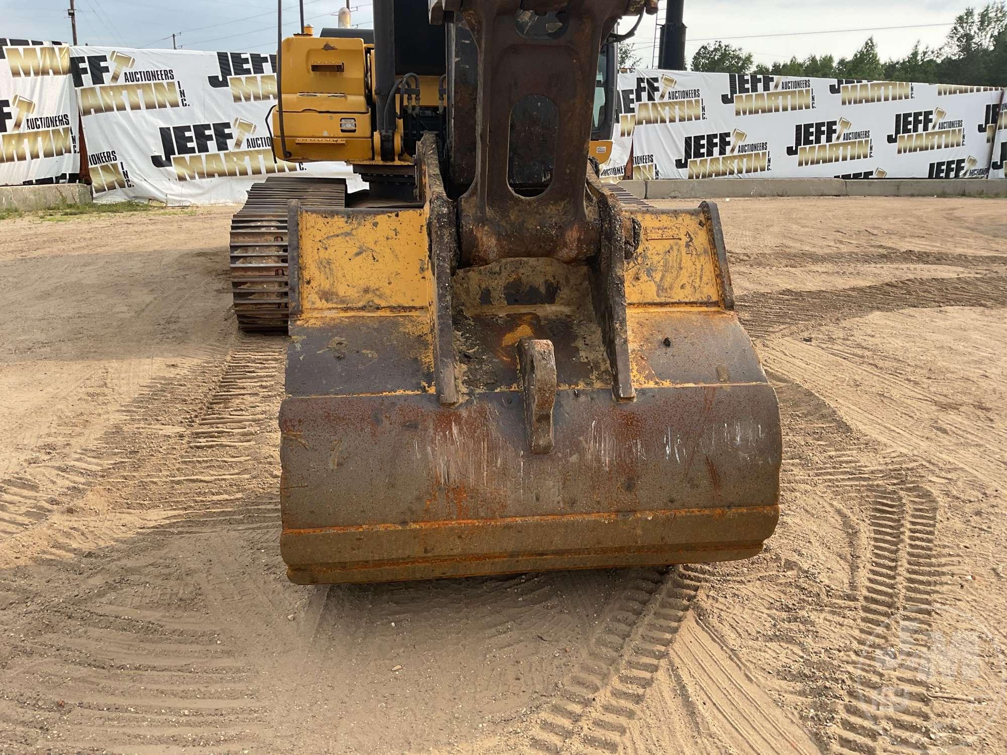 2014 DEERE 350G HYDRAULIC EXCAVATOR SN: 1FF350GXPEE810042