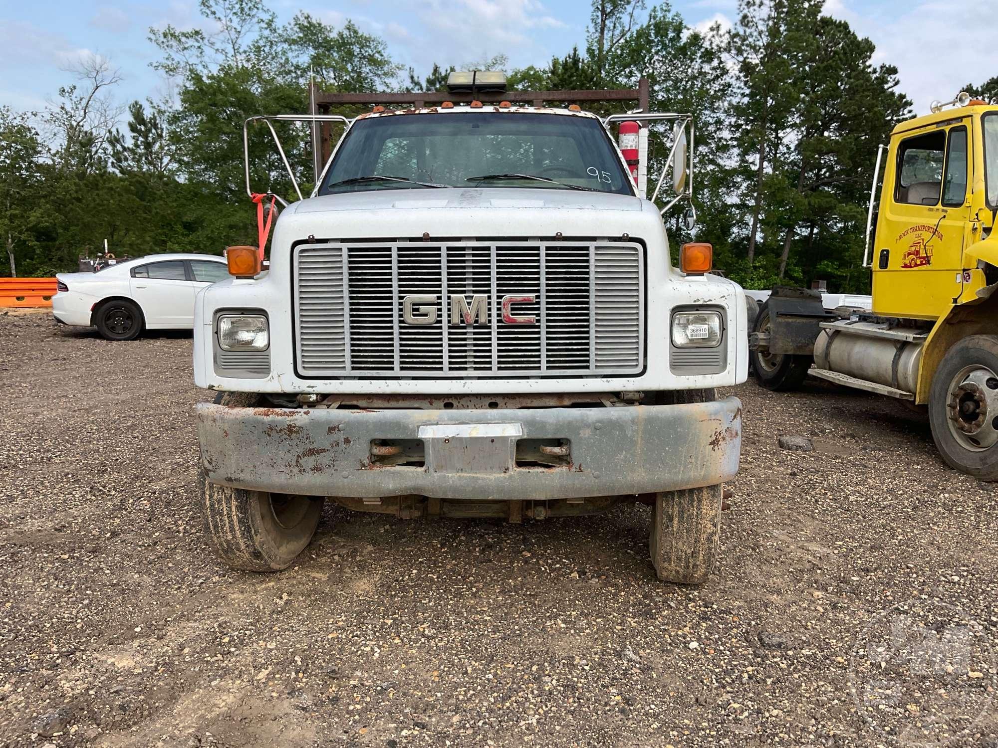 1995 GMC C7 SINGLE AXLE REGULAR CAB FLATBED TRUCK VIN: 1GDM7H1JXSJ503367