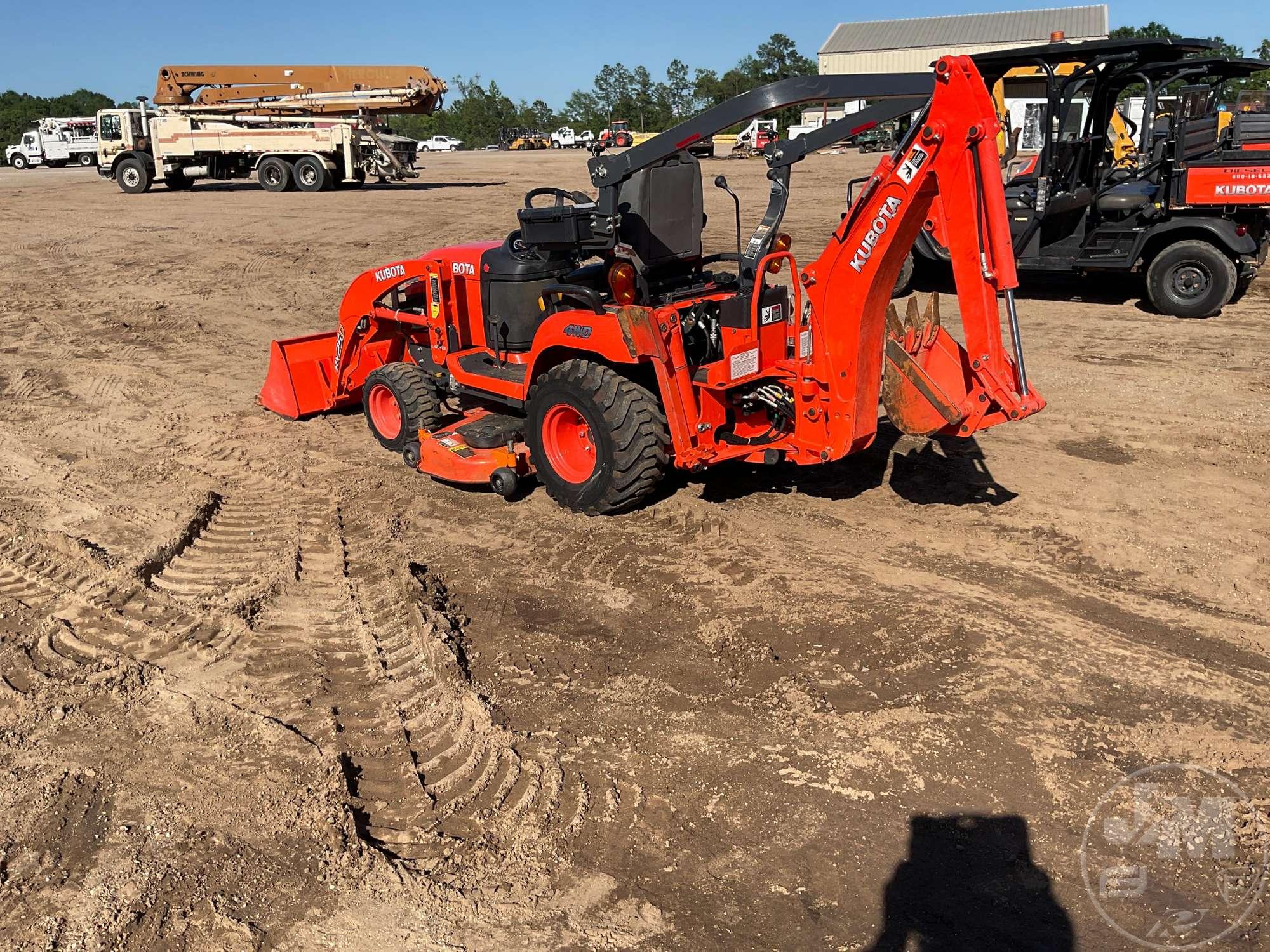 KUBOTA BX25TLB 4X4 LOADER BACKHOE SN: 15702