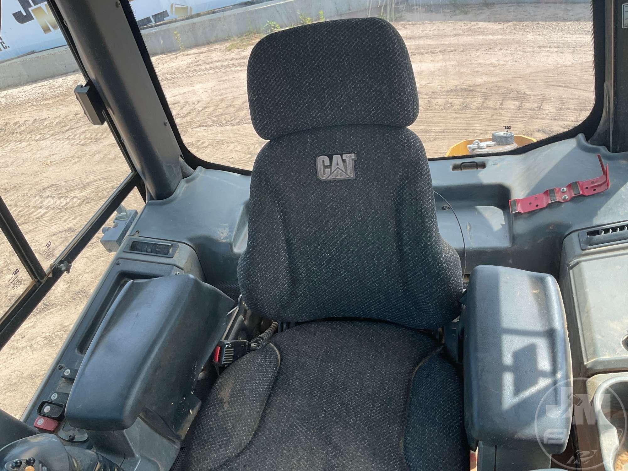 2018 CATERPILLAR D6K2 LGP CRAWLER TRACTOR SN: CAT00D6KLEL700324