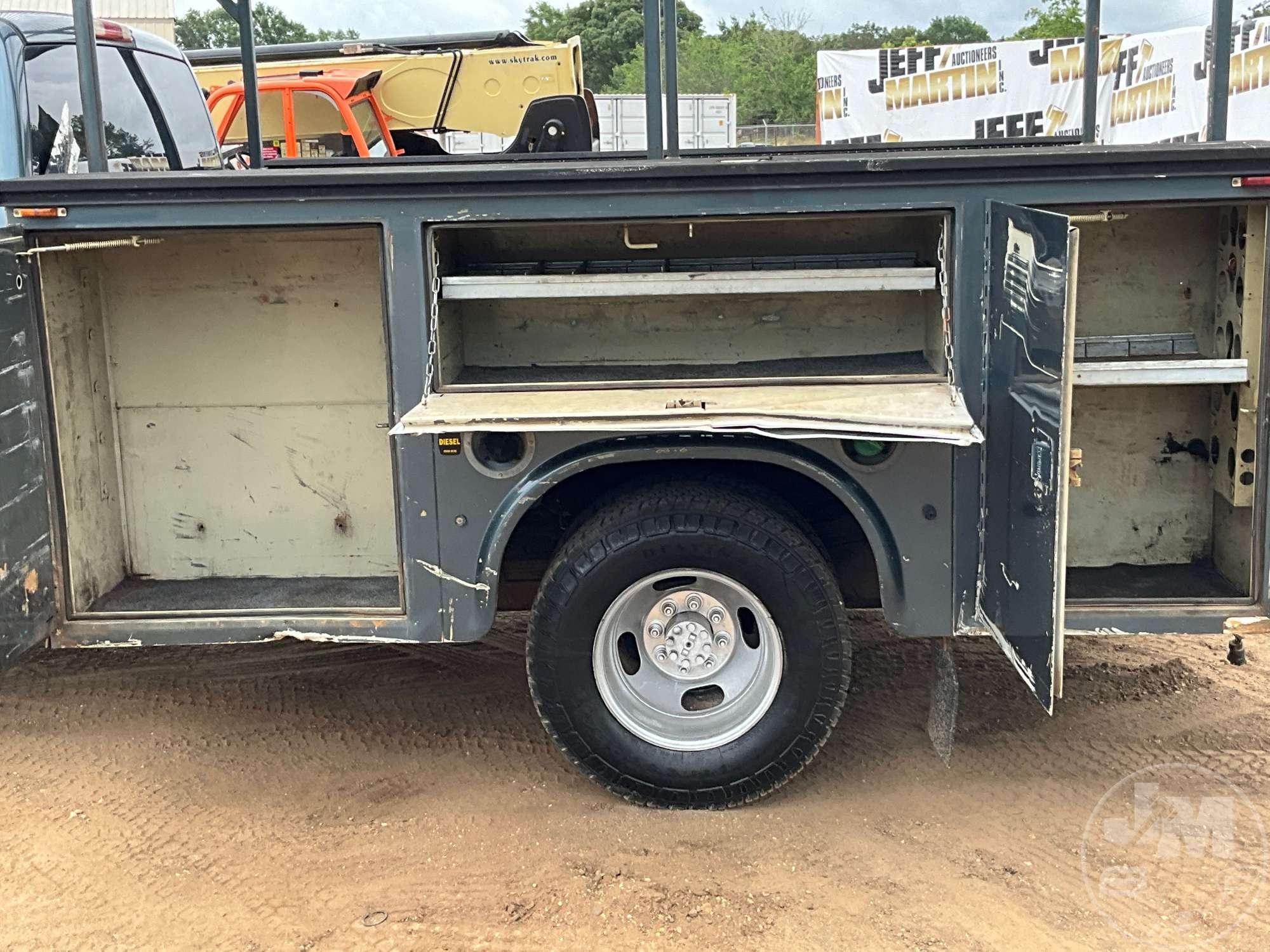 2007 CHEVROLET 3500 SILVERADO S/A UTILITY TRUCK VIN: 1GBJC39D57E125998