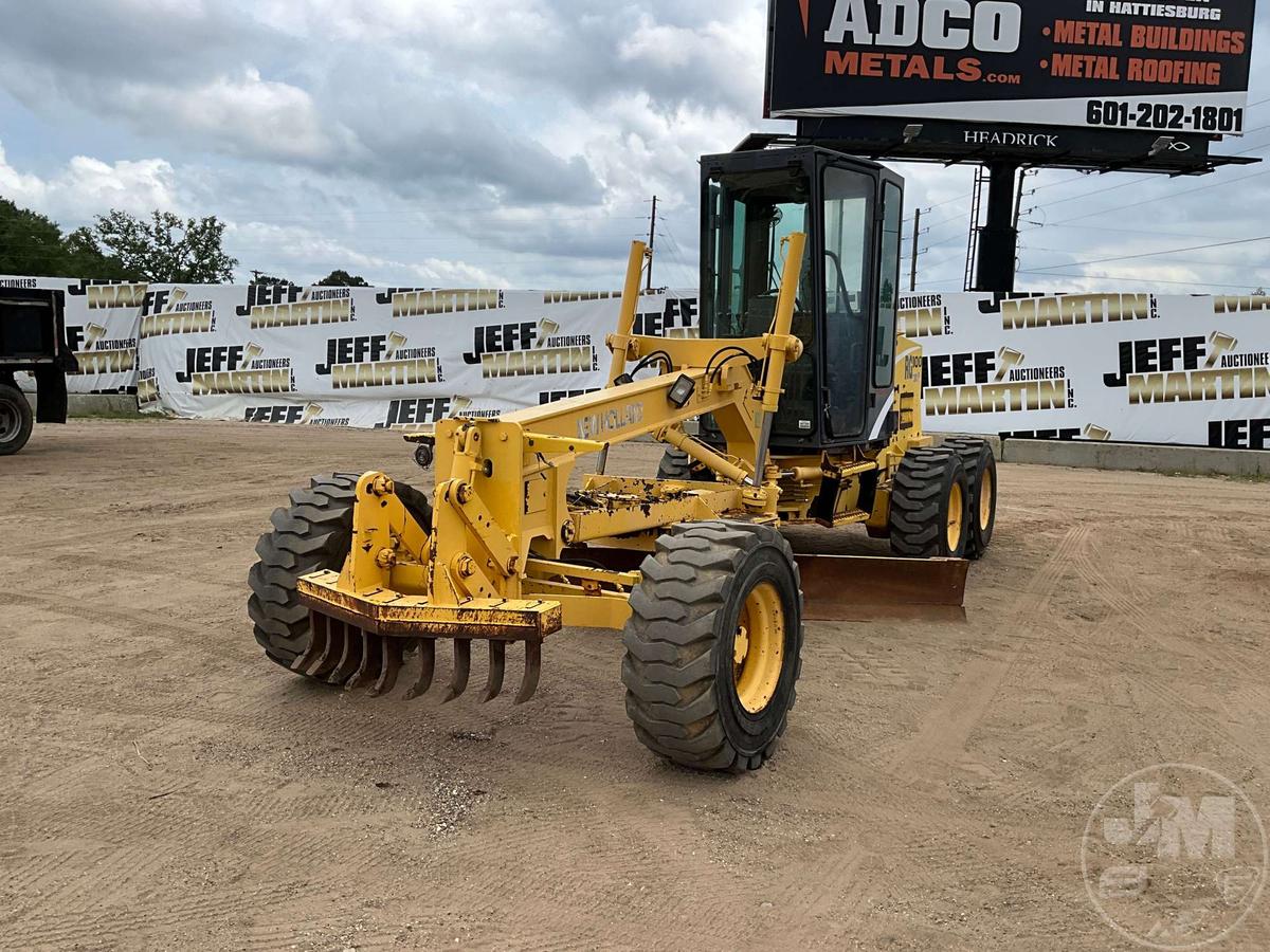 2001 NEW HOLLAND RG100 MOTORGRADER SN: 79A8022