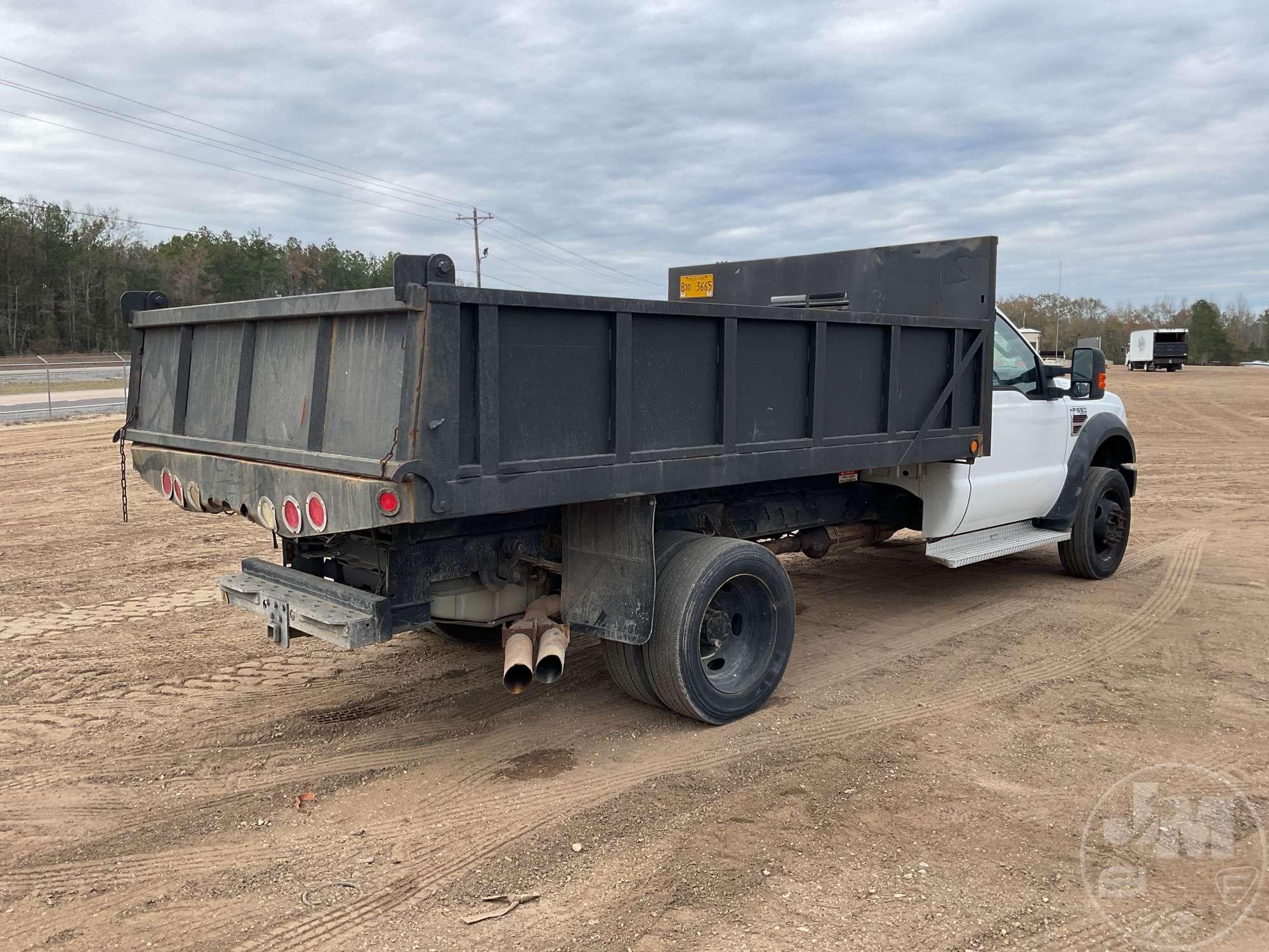 2008 FORD F-550 XL SUPER DUTY  SINGLE AXLE DUMP TRUCK VIN: 1FDAF56R68ED70353