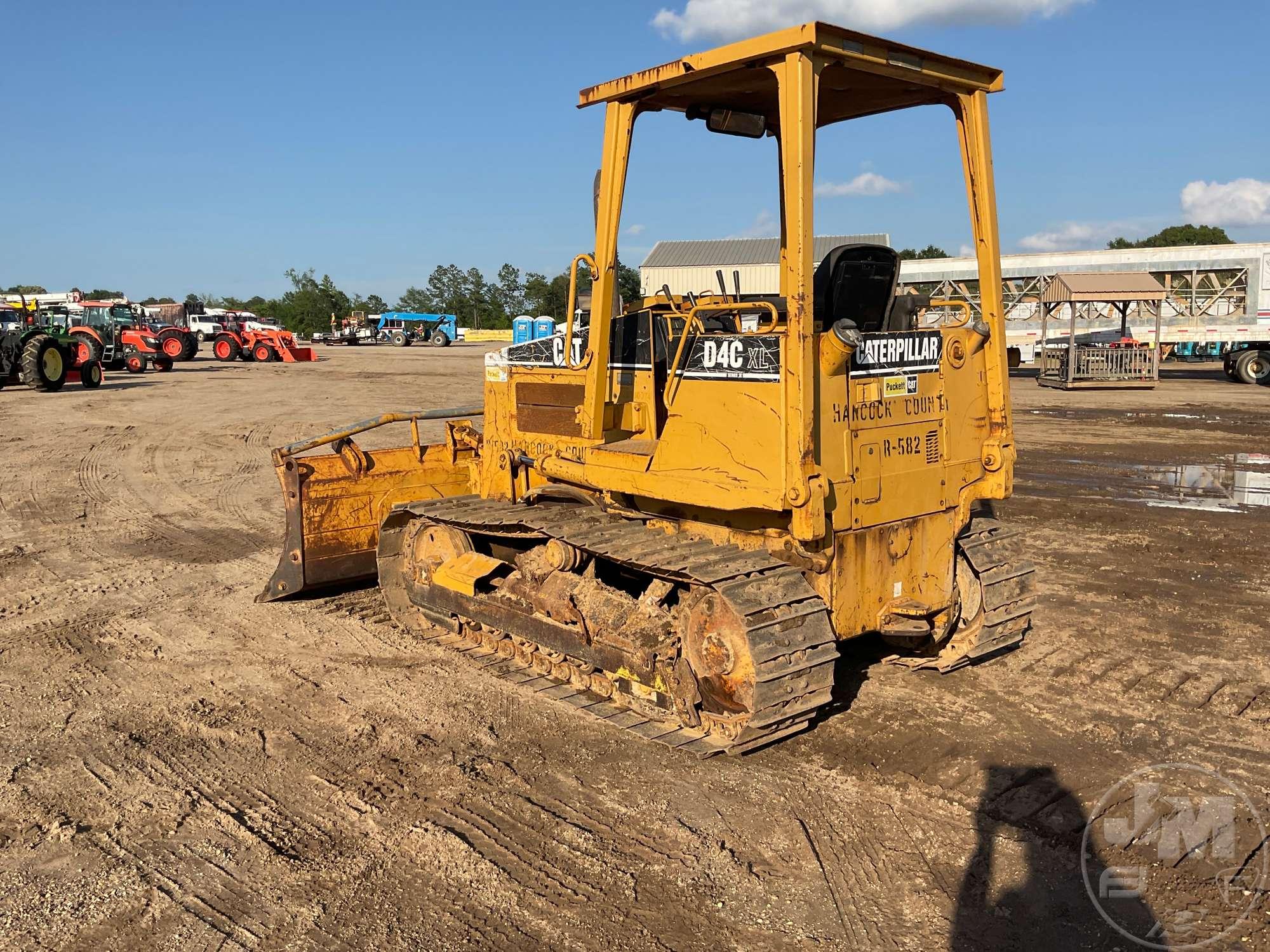 1999 CATERPILLAR D4C XL SERIES II CRAWLER TRACTOR SN: 1FW00441