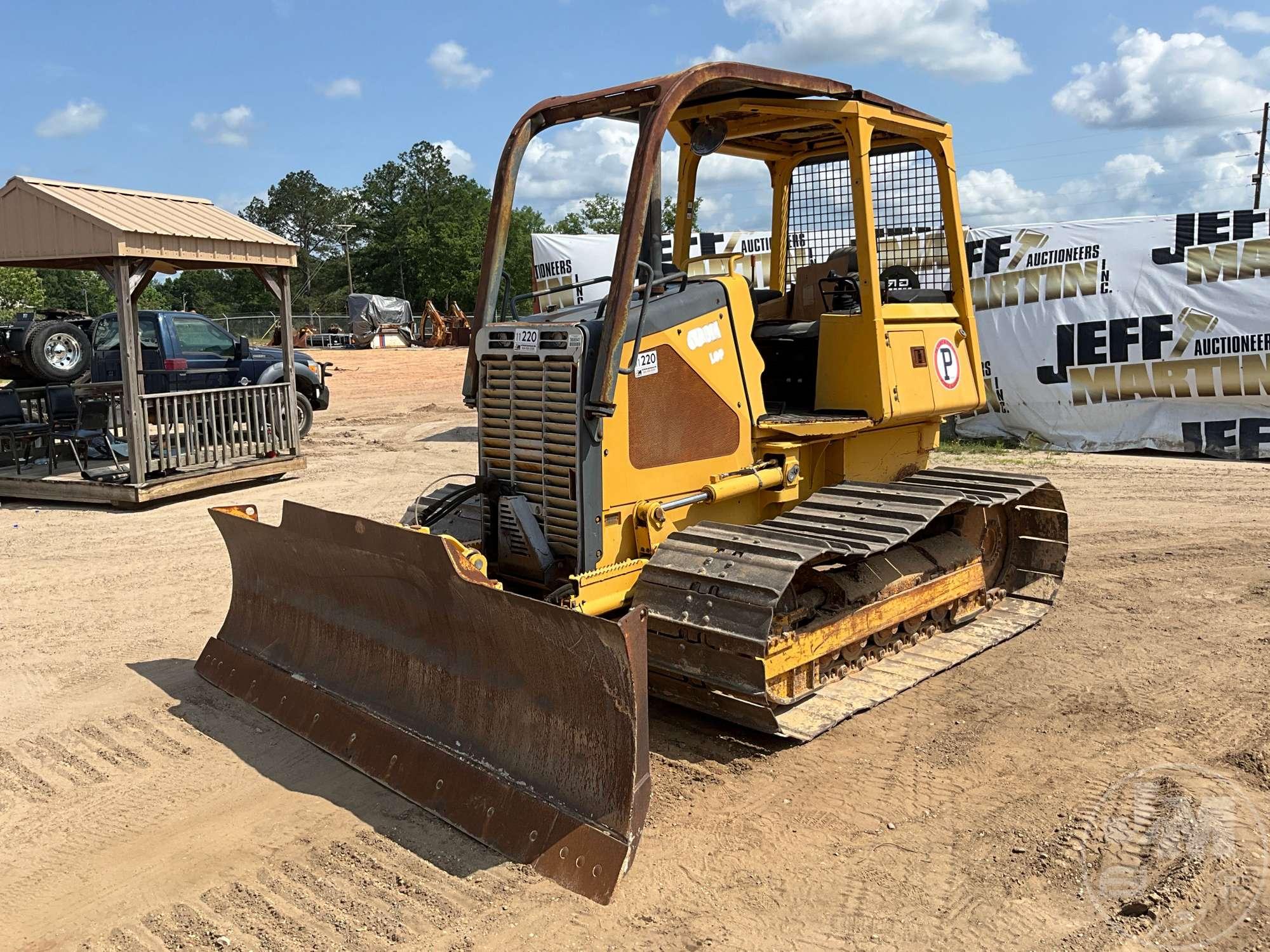 2004 JOHN DEERE 650H-LGP CRAWLER LOADER SN: 937489