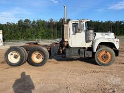 1984 MACK R TANDEM AXLE DAY CAB TRUCK TRACTOR VIN: 1M2N179Y5EA092806