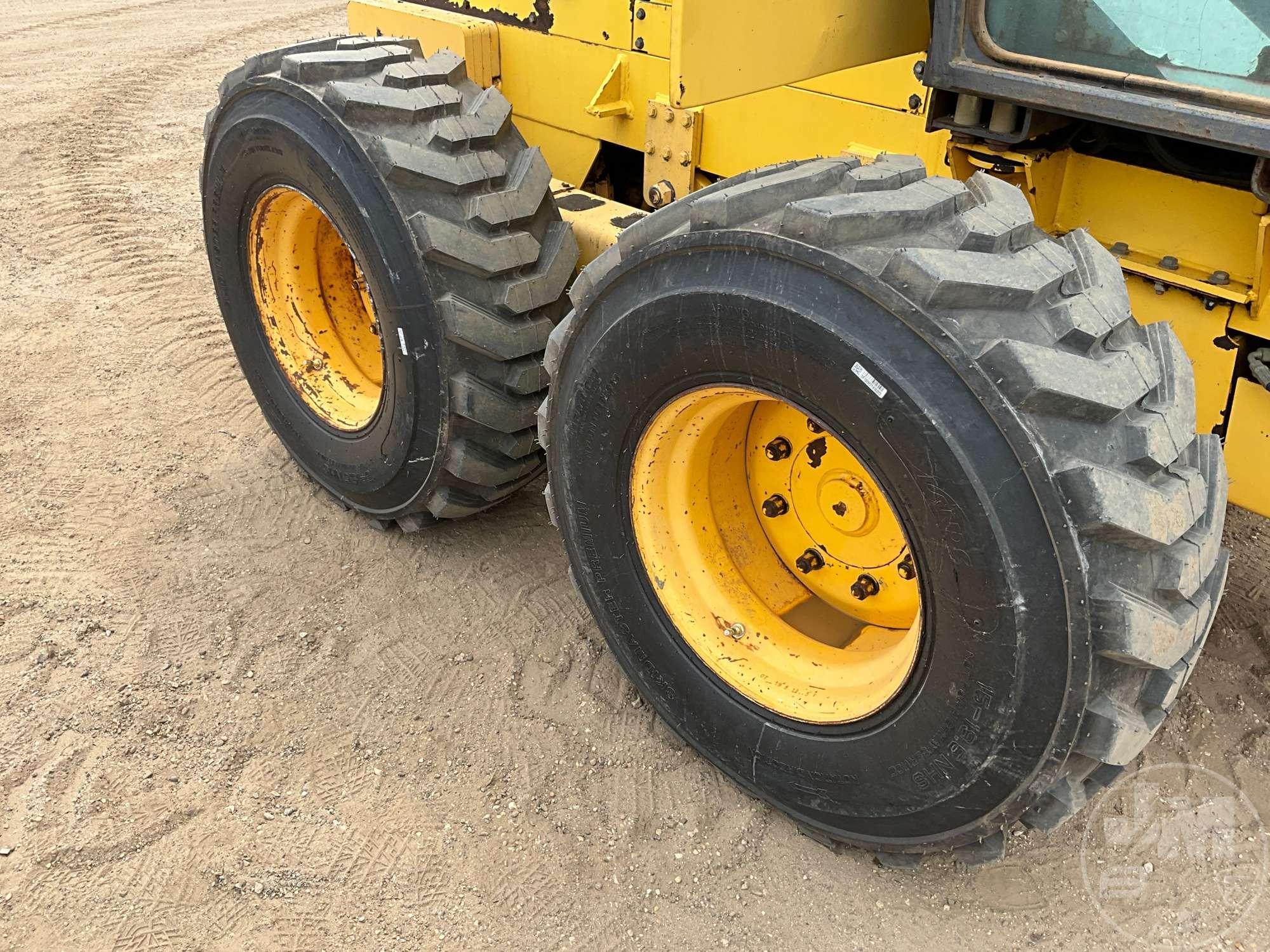 2001 NEW HOLLAND RG100 MOTORGRADER SN: 79A8022