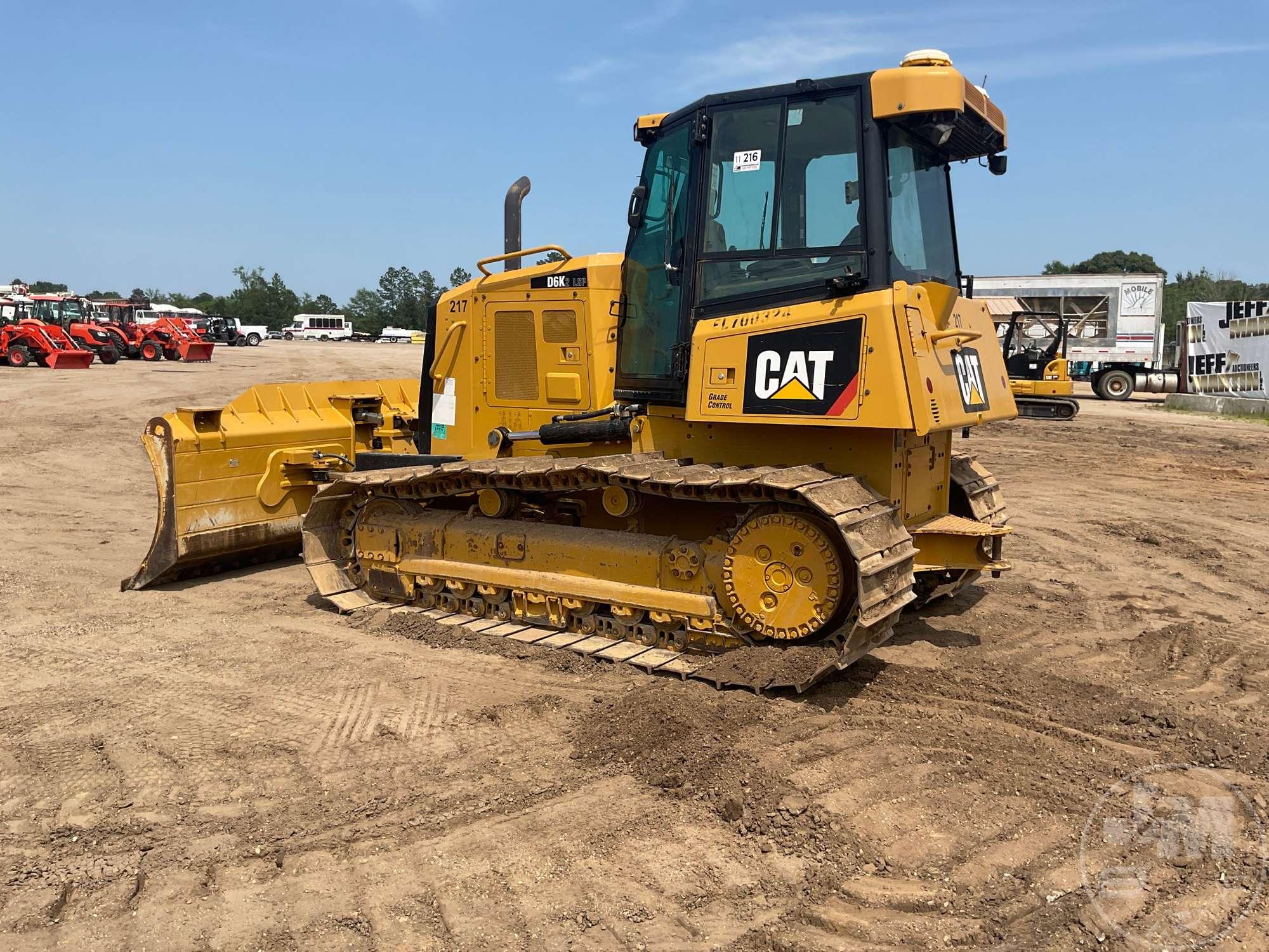 2018 CATERPILLAR D6K2 LGP CRAWLER TRACTOR SN: CAT00D6KLEL700324