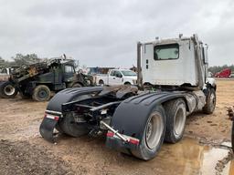 2019 FREIGHTLINER SD122 T/A VIN: 3AKJGNDV6KDKR4140