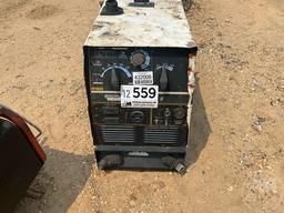 LINCOLN RANGER 8 WELDER