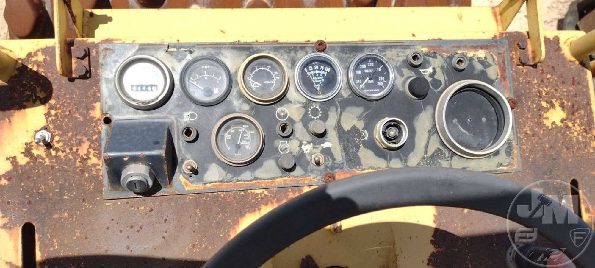 1994 CATERPILLAR CP-433B COMPACTION EQUIPMENT SN: 1MG00622