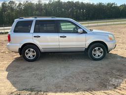 2005 HONDA PILOT VIN: 5FNYF18505B053474 4WD