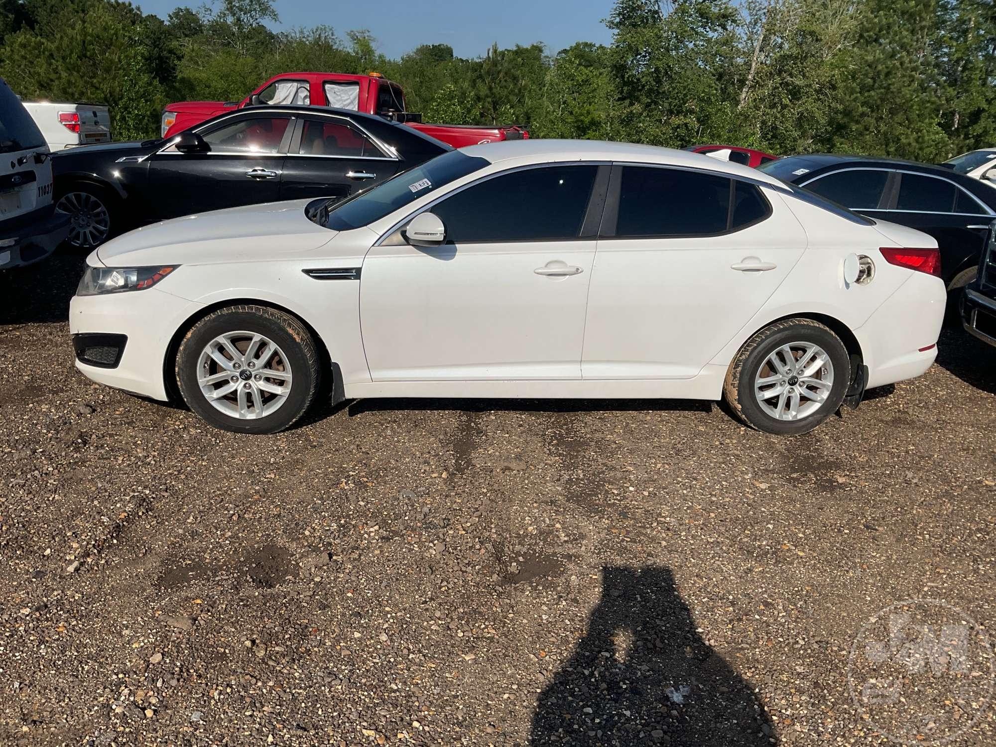 2011 KIA OPTIMA VIN: KNAGM4A7XB5085387