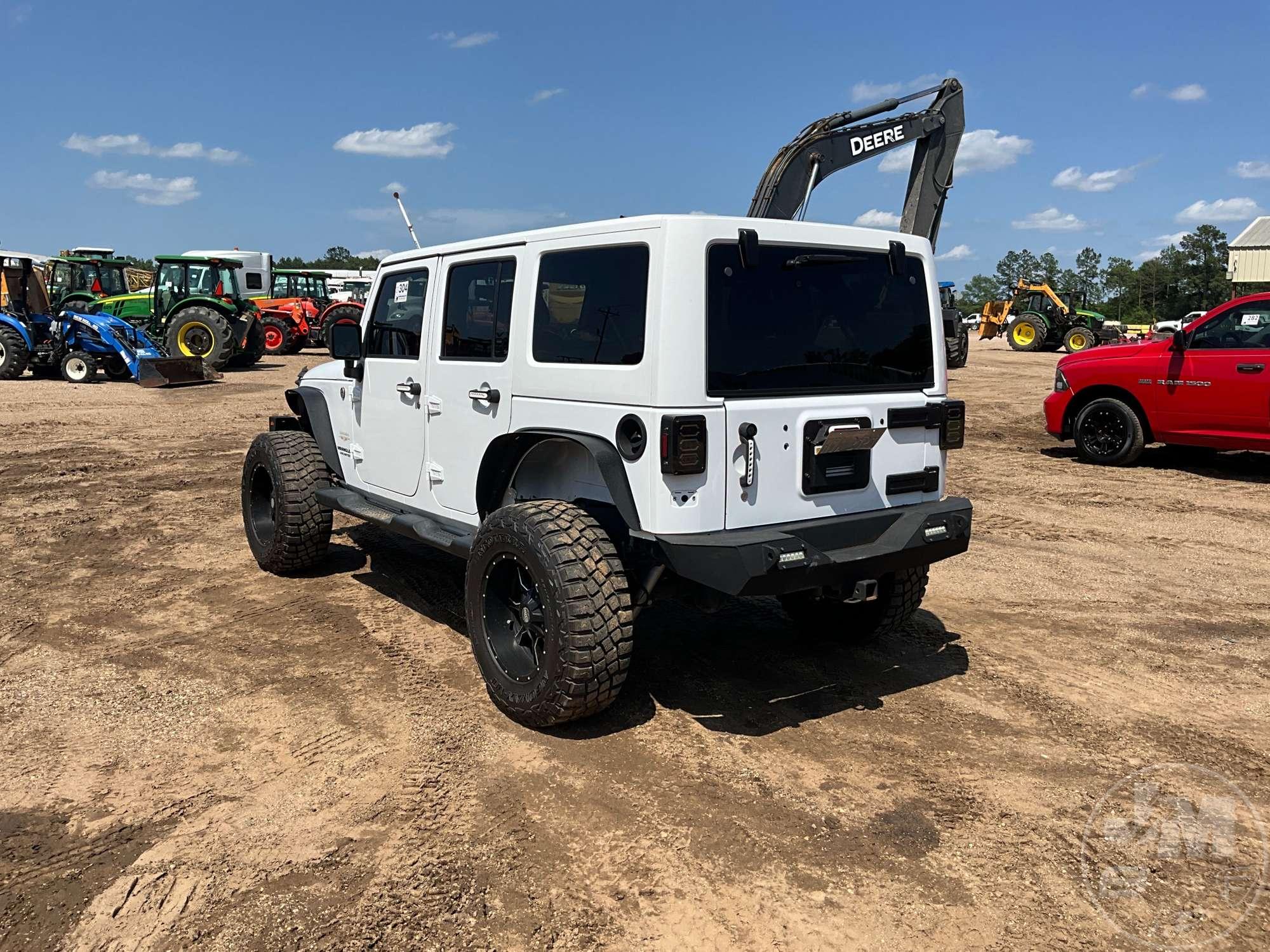 2014 JEEP WRANGLER VIN: 1C4BJWEG8EL229272 4WD