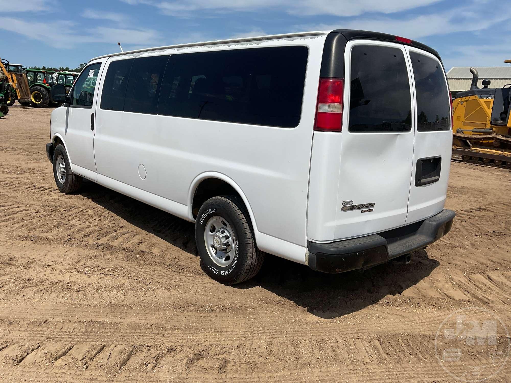 2013 CHEVROLET EXPRESS VIN: 1GAZGZFA4D1124434 AWD