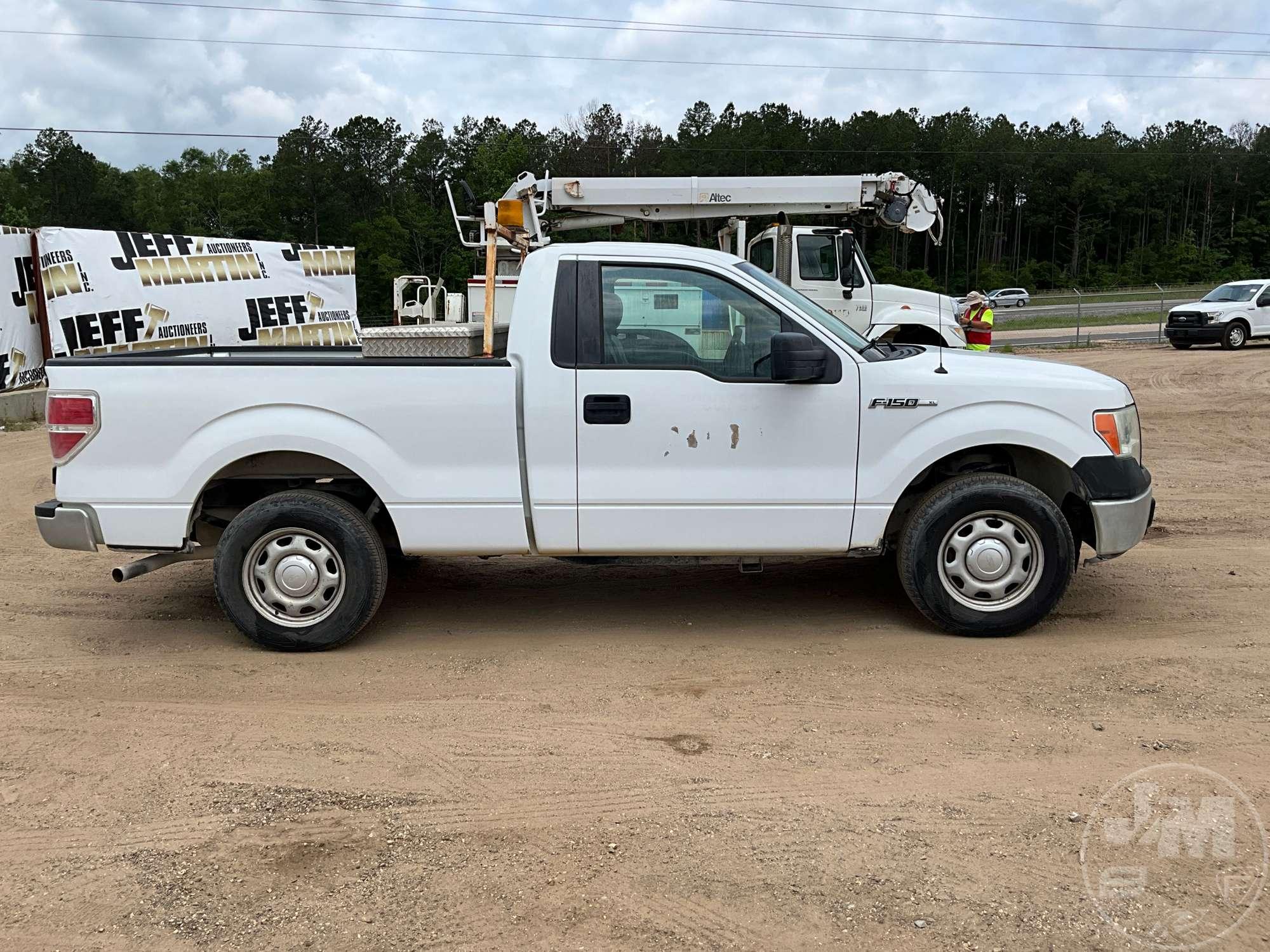 2013 FORD F-150 REGULAR CAB PICKUP VIN: 1FTMF1CM4DFD70276