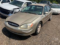 2000 FORD TAURUS VIN: 1FAFP53U1YA107846 SEDAN