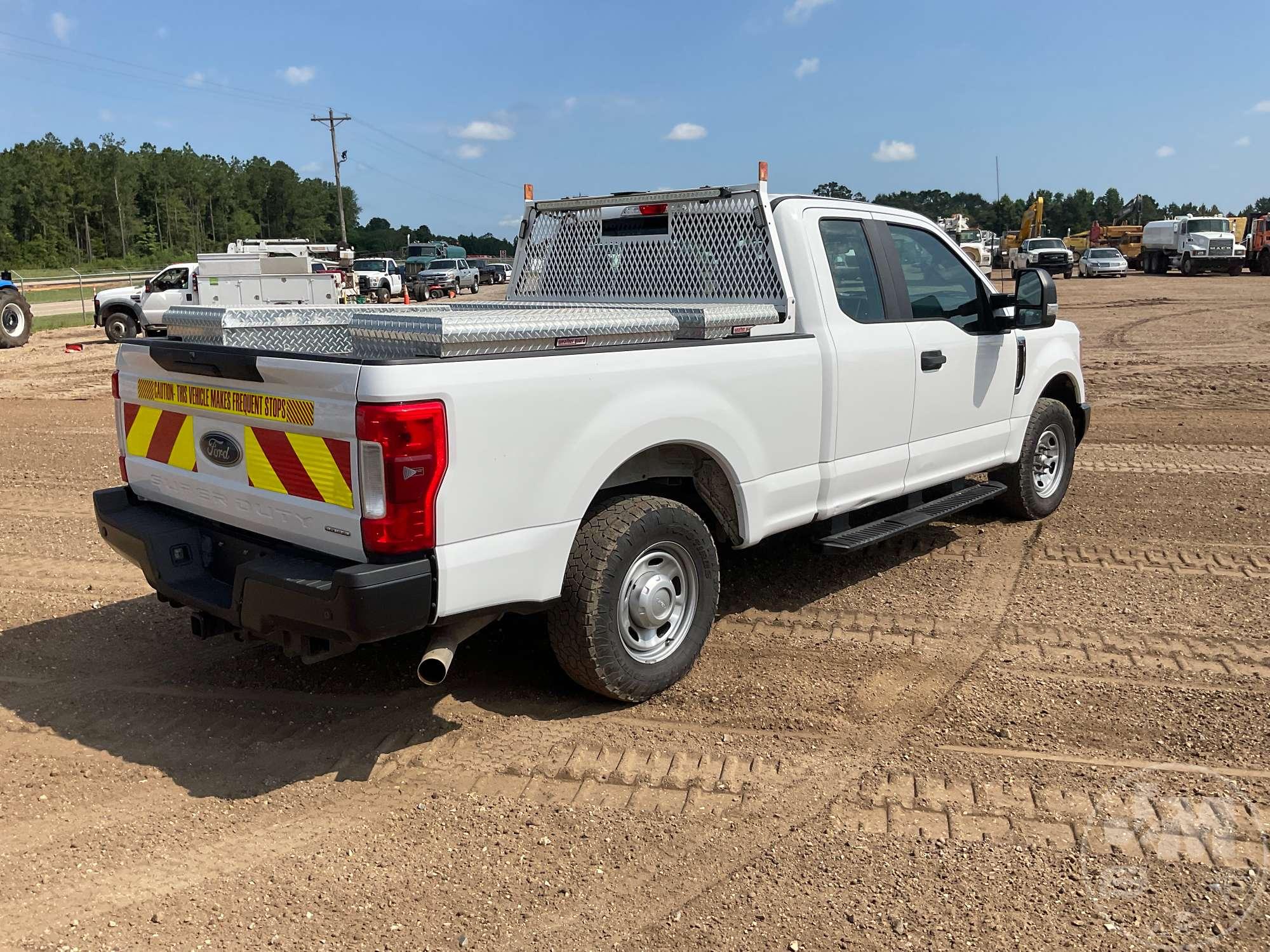 2017 FORD F-250XL SD EXTENDED CAB PICKUP VIN: 1FT7X2A67HEC10151