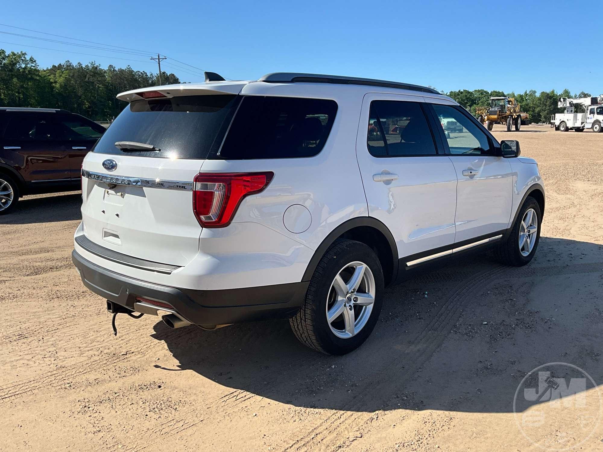 2018 FORD EXPLORER VIN: 1FM5K7D86JGC01155