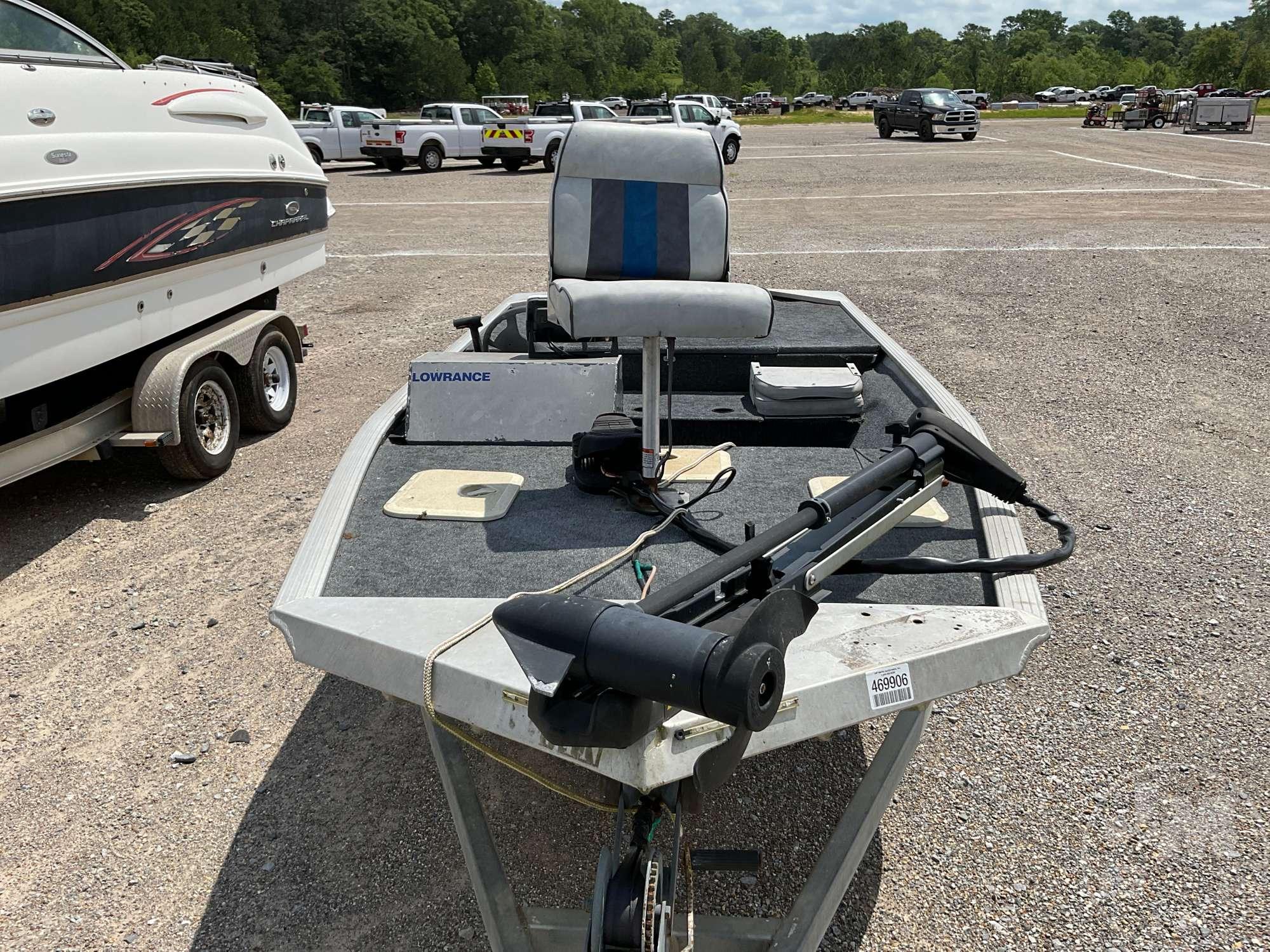 1996 RIVERTRAIL LAKE SPORT VIN EHT5B106J495 BASS BOAT