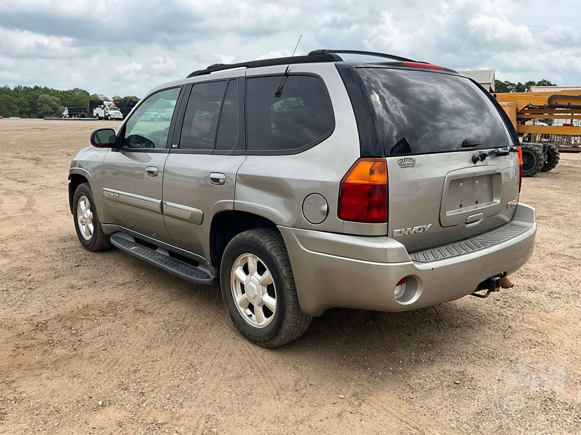 2003 GMC ENVOY VIN: 1GKDS13S232373729 2WD