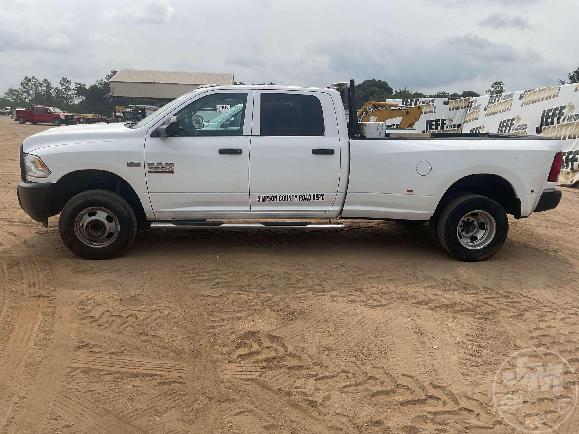 2018 RAM 3500 HD  CREW CAB 4X4 PICKUP VIN: 3C63RRGJ5JG292237