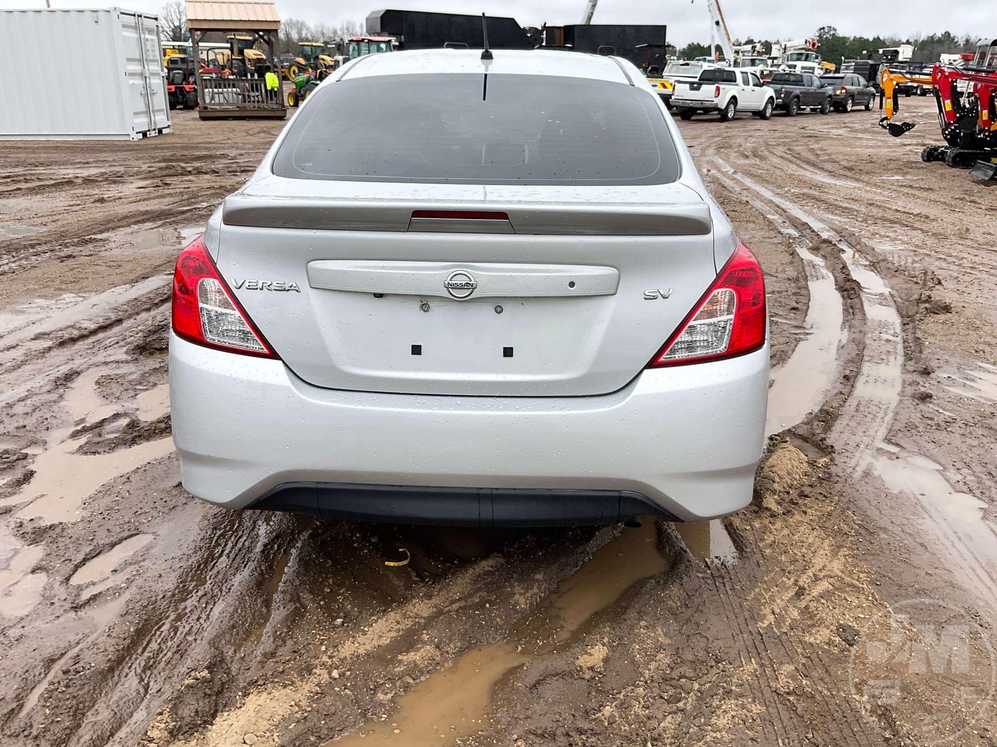 2019 NISSAN VERSA VIN: 3N1CN7AP3KL853200 FWD