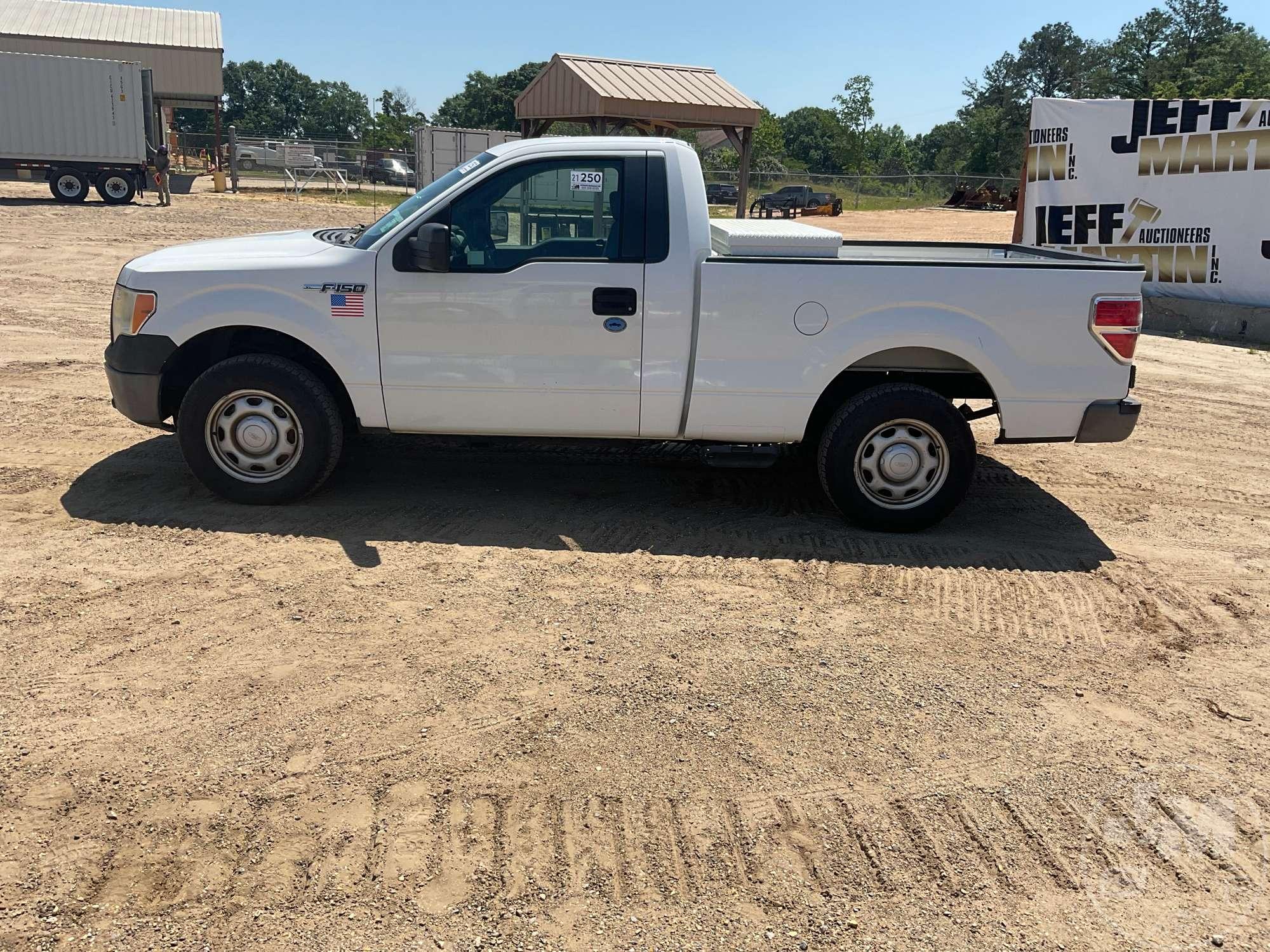 2011 FORD F-150 REGULAR CAB PICKUP VIN: 1FTMF1CM3BKD53487