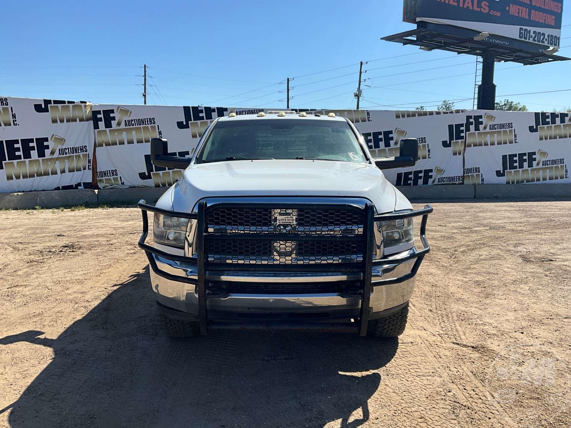 2015 RAM 3500 CREW CAB 4X4 PICKUP VIN: 3C63R3GL6FG568284