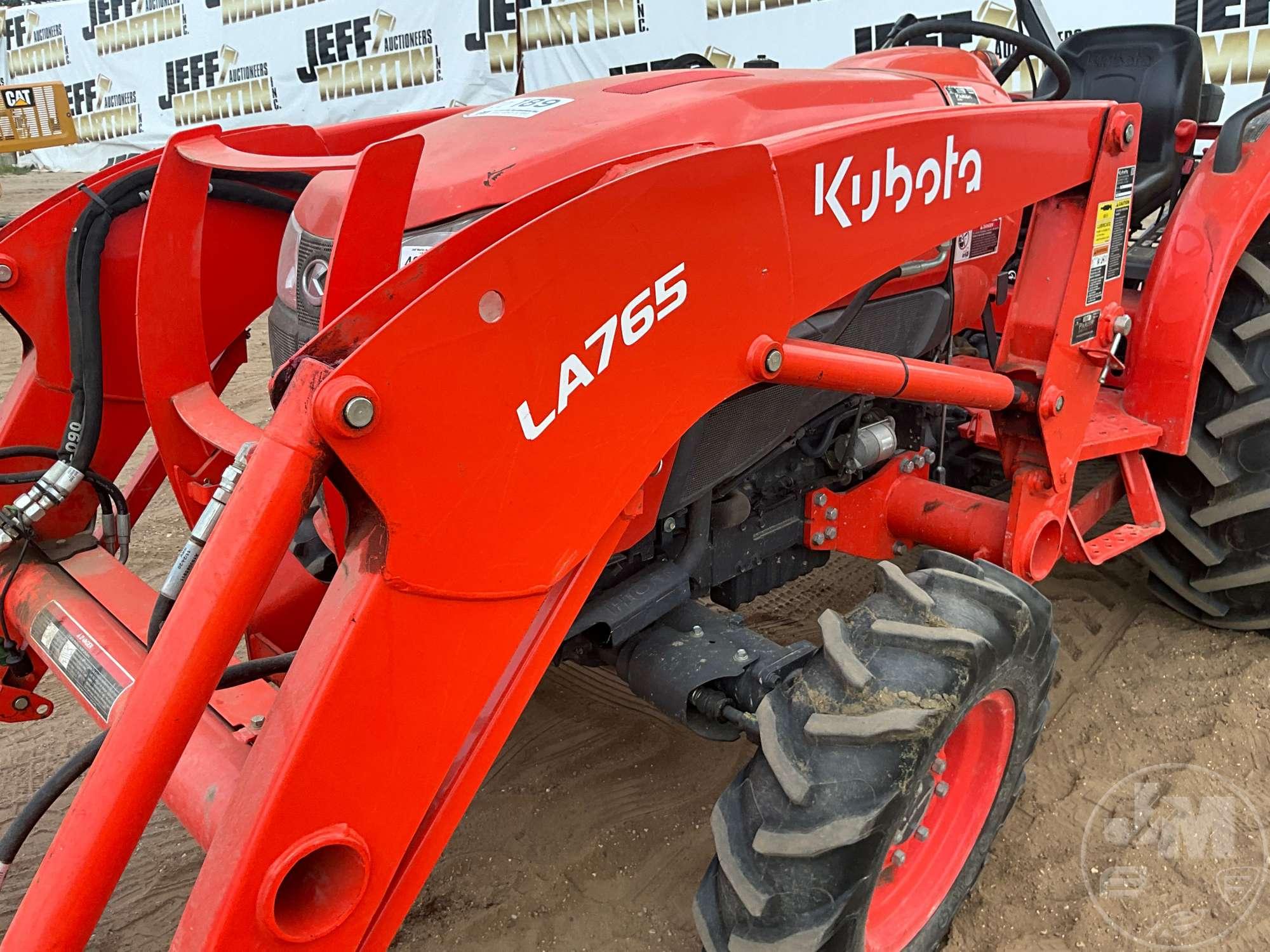 2021 KUBOTA L4701D 4X4 TRACTOR W/ LOADER SN: KBUL4CDRELJL71149