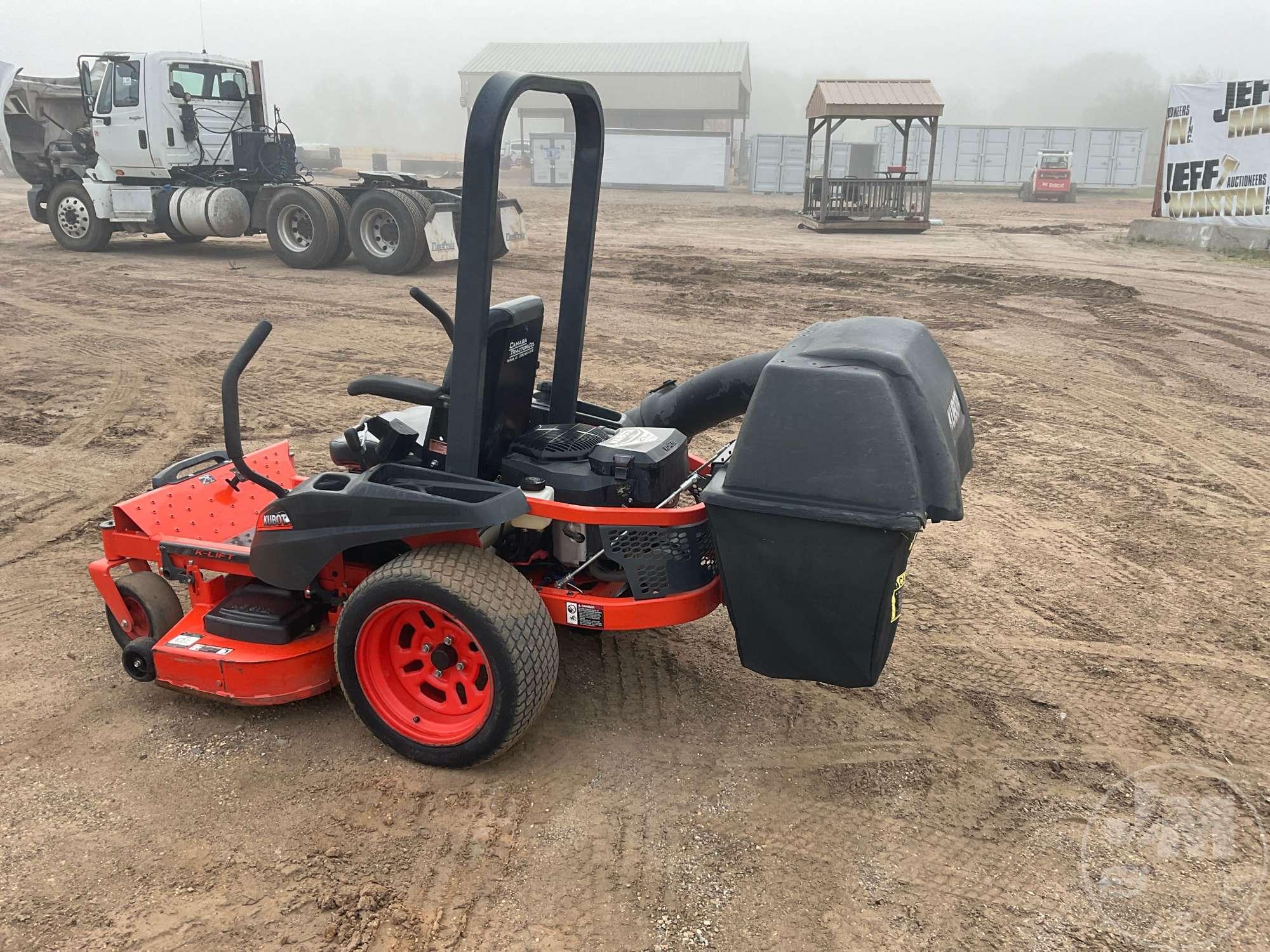 KUBOTA Z121SKH-48 ZERO TURN SN: 11682