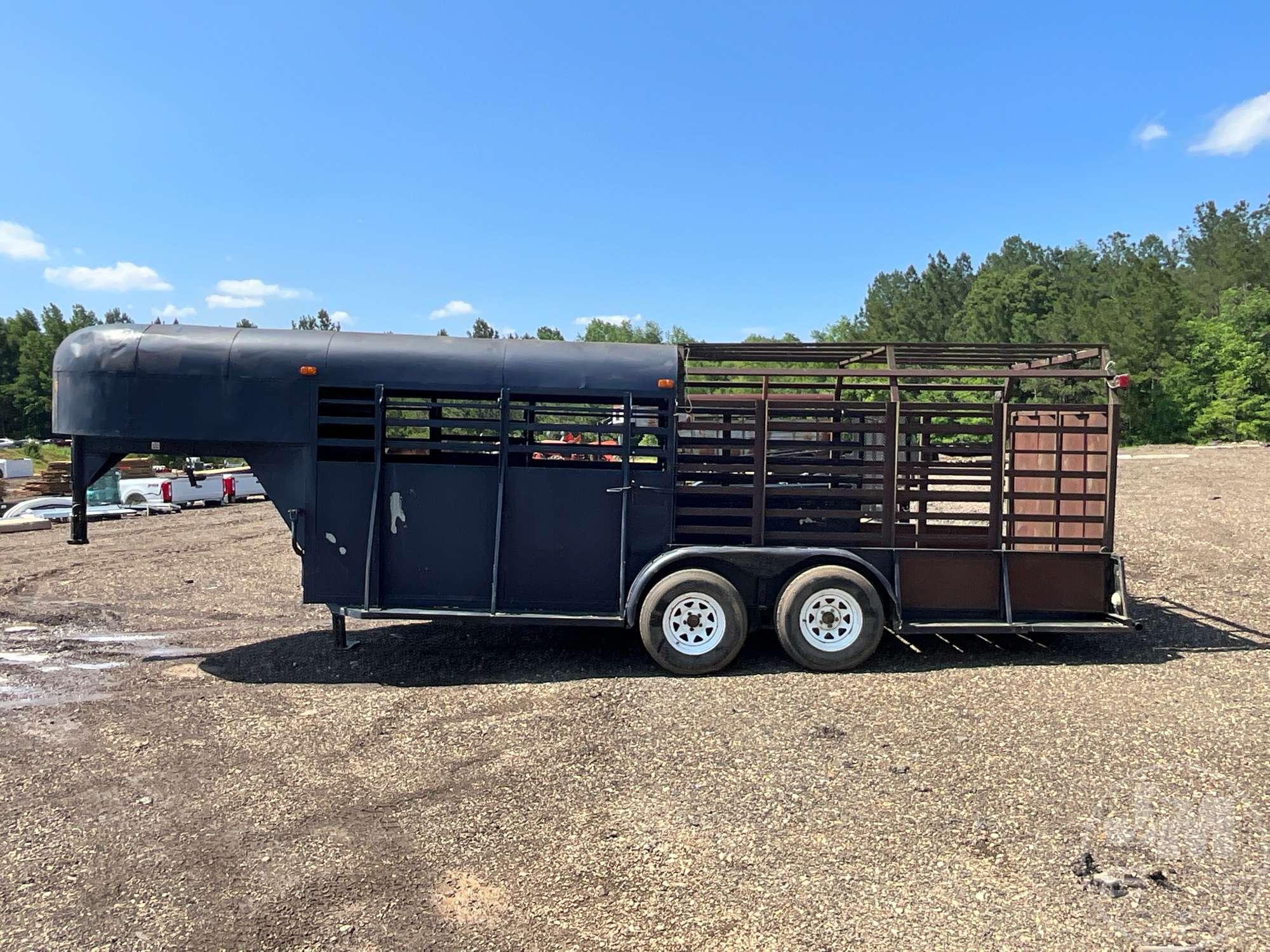 CATTLE TRAILER