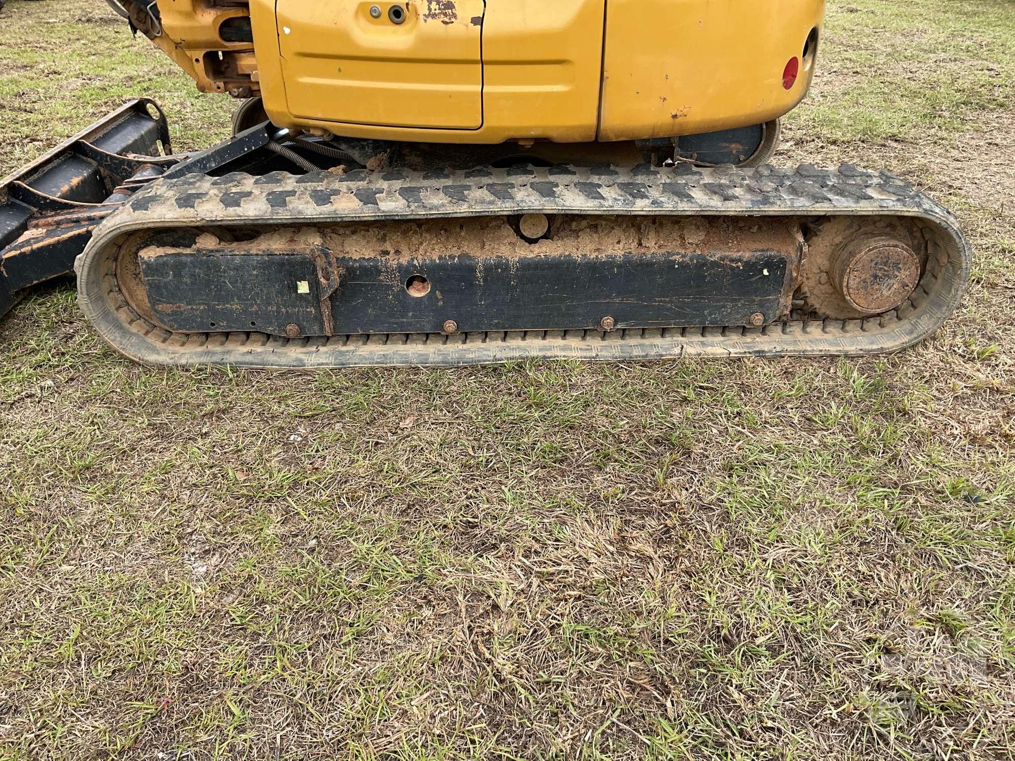 2016 CATERPILLAR 303.5E2 MINI EXCAVATOR SN: CAT3035ETJWY00523