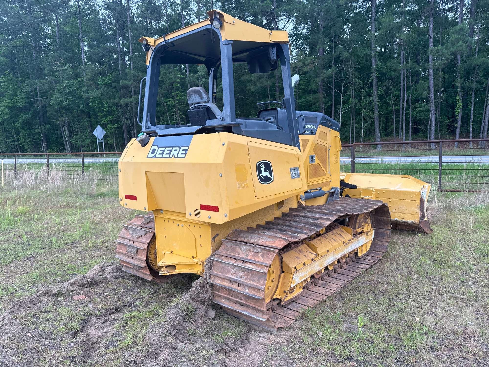 2019 DEERE 450K CRAWLER TRACTOR SN: 1T0450KXEKF353408