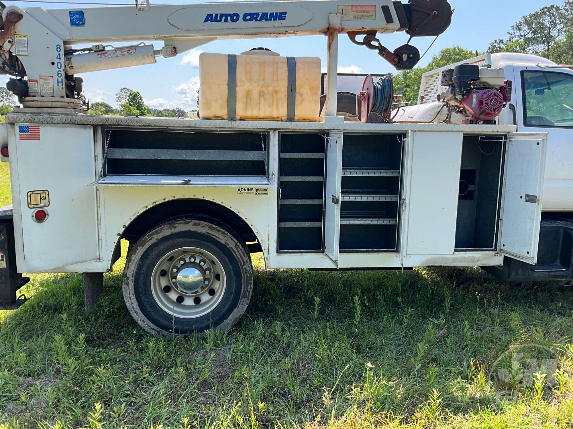 2002 CHEVROLET C6500 S/A MECHANICS TRUCK VIN: 1GBK7H1C62J509913