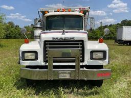 1996 MACK RD690S TRI-AXLE DUMP TRUCK VIN: 1M2P264C2TM022459