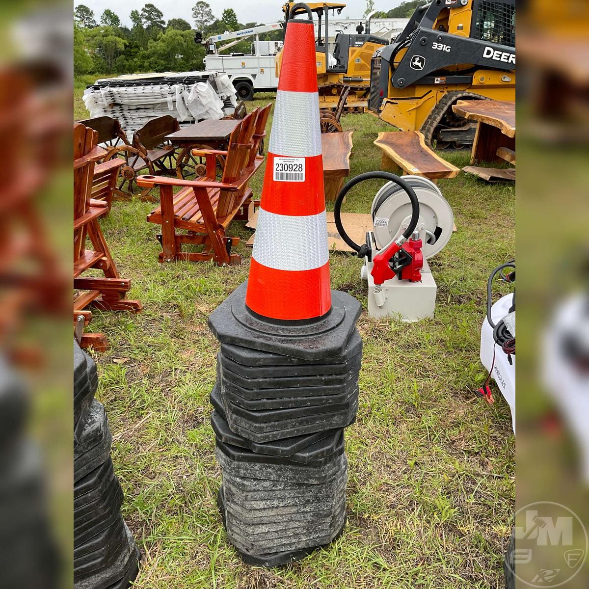 QTY OF (25) SAFETY CONES