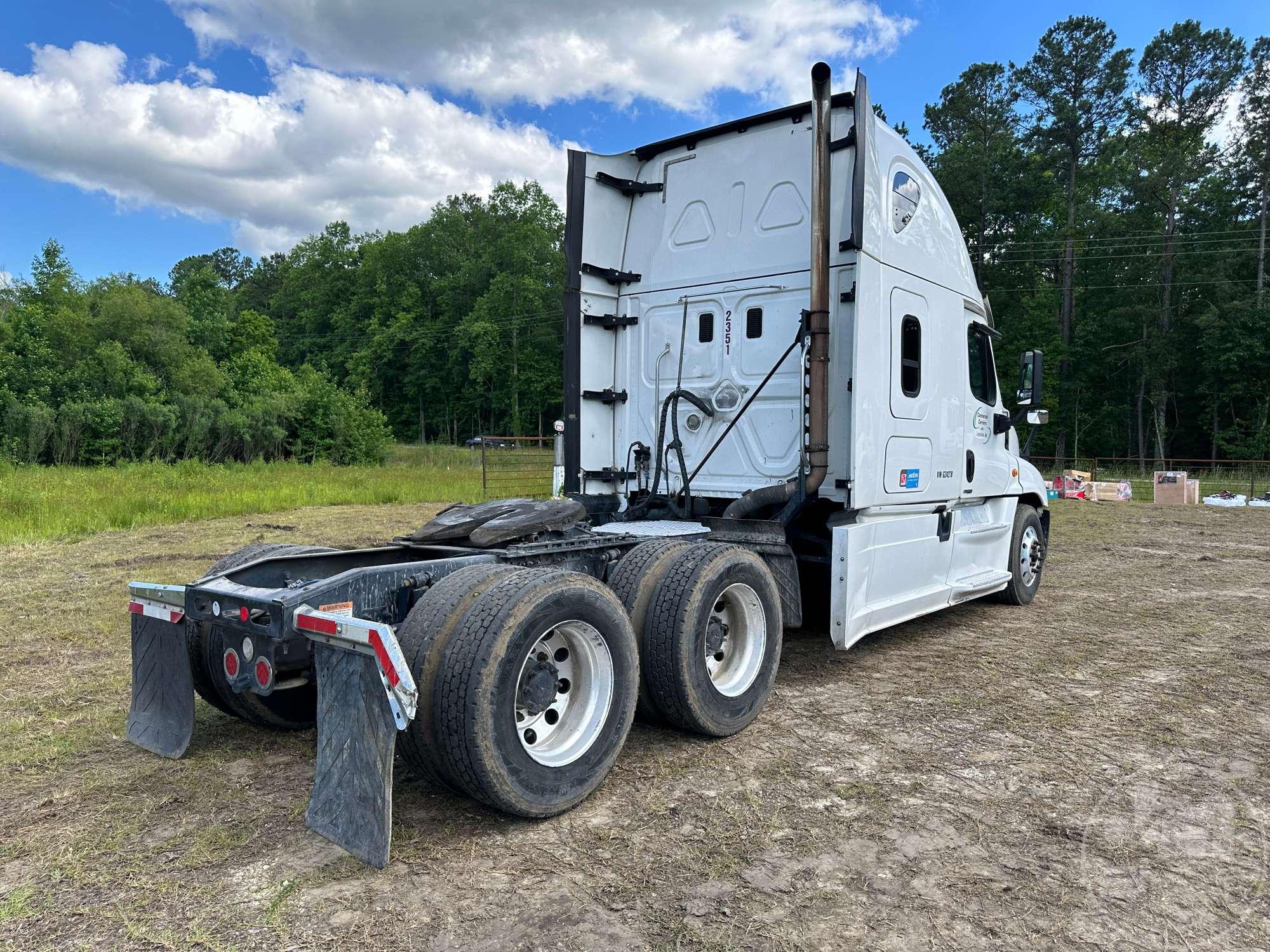 2016 FREIGHTLINER CASCADIA TANDEM AXLE TRUCK TRACTOR VIN: 1FUJGLD50GLGZ4278