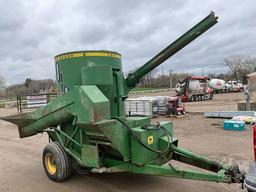 JOHN DEERE E0700 FEED GRINDER, APPROX. 80 BUSHELS, 540 PTO,