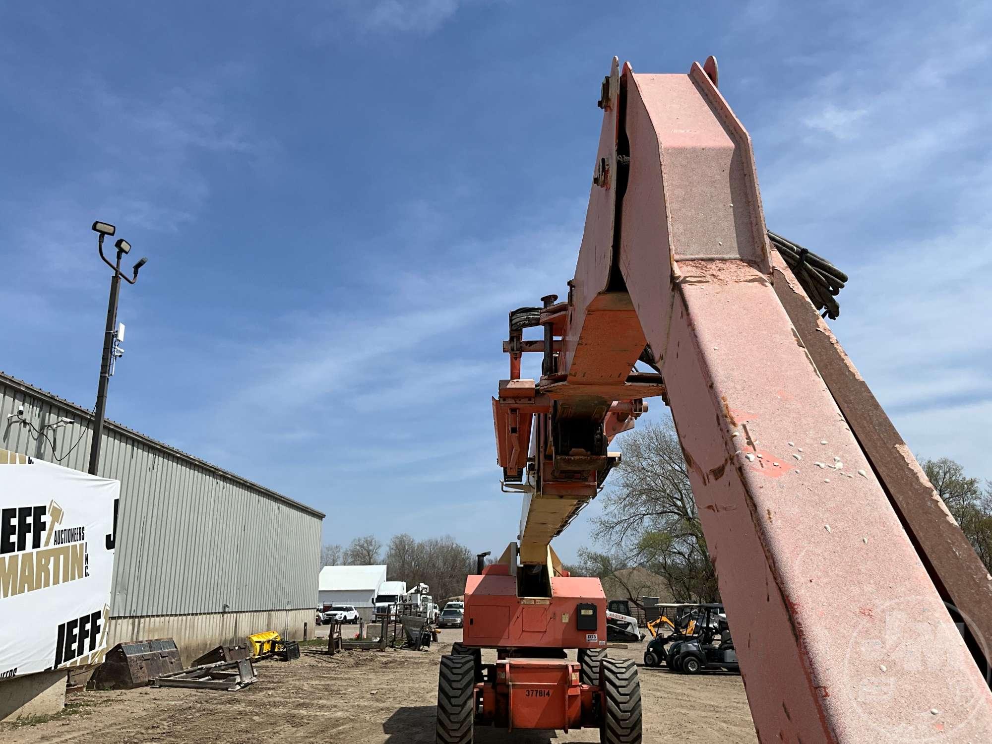 2001 JLG 120SXJ 4X4 SN: 0300061846