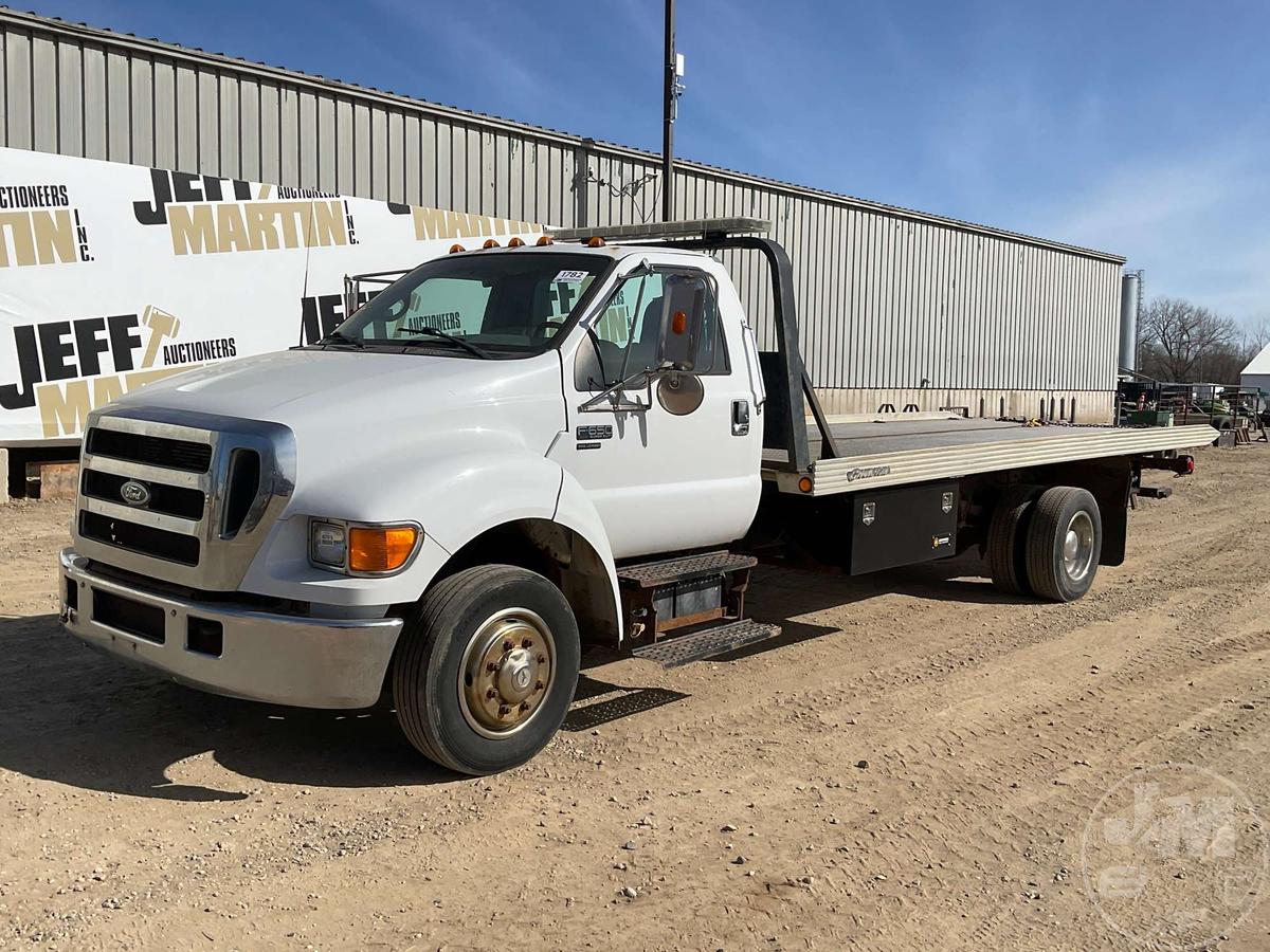 2004 FORD F-650 SINGLE AXLE ROLLBACK TRUCK VIN: 3FRNF65N34V684750