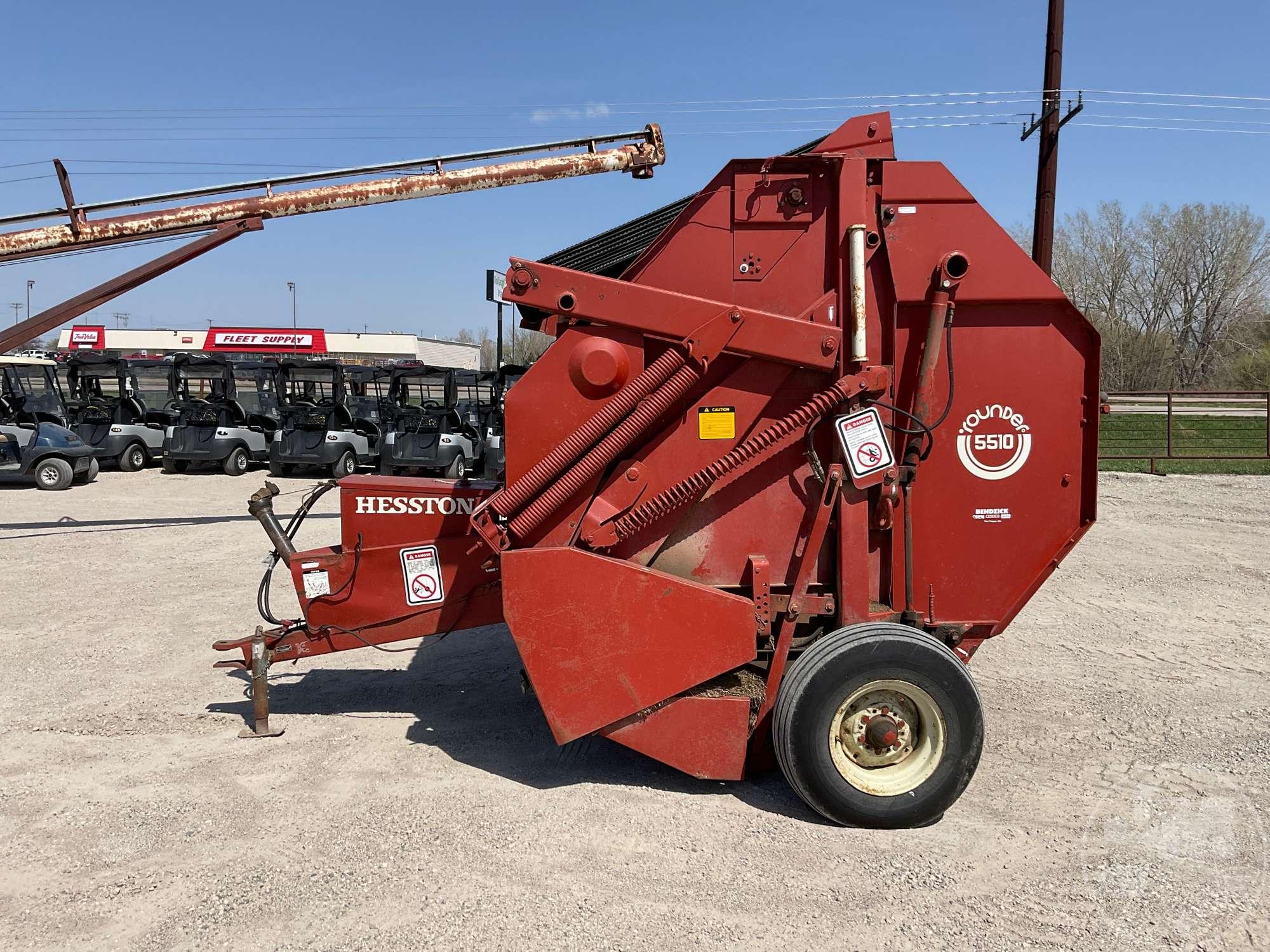 HESSTON ROUND BALER ROUNDER 5510  SN: R5511327