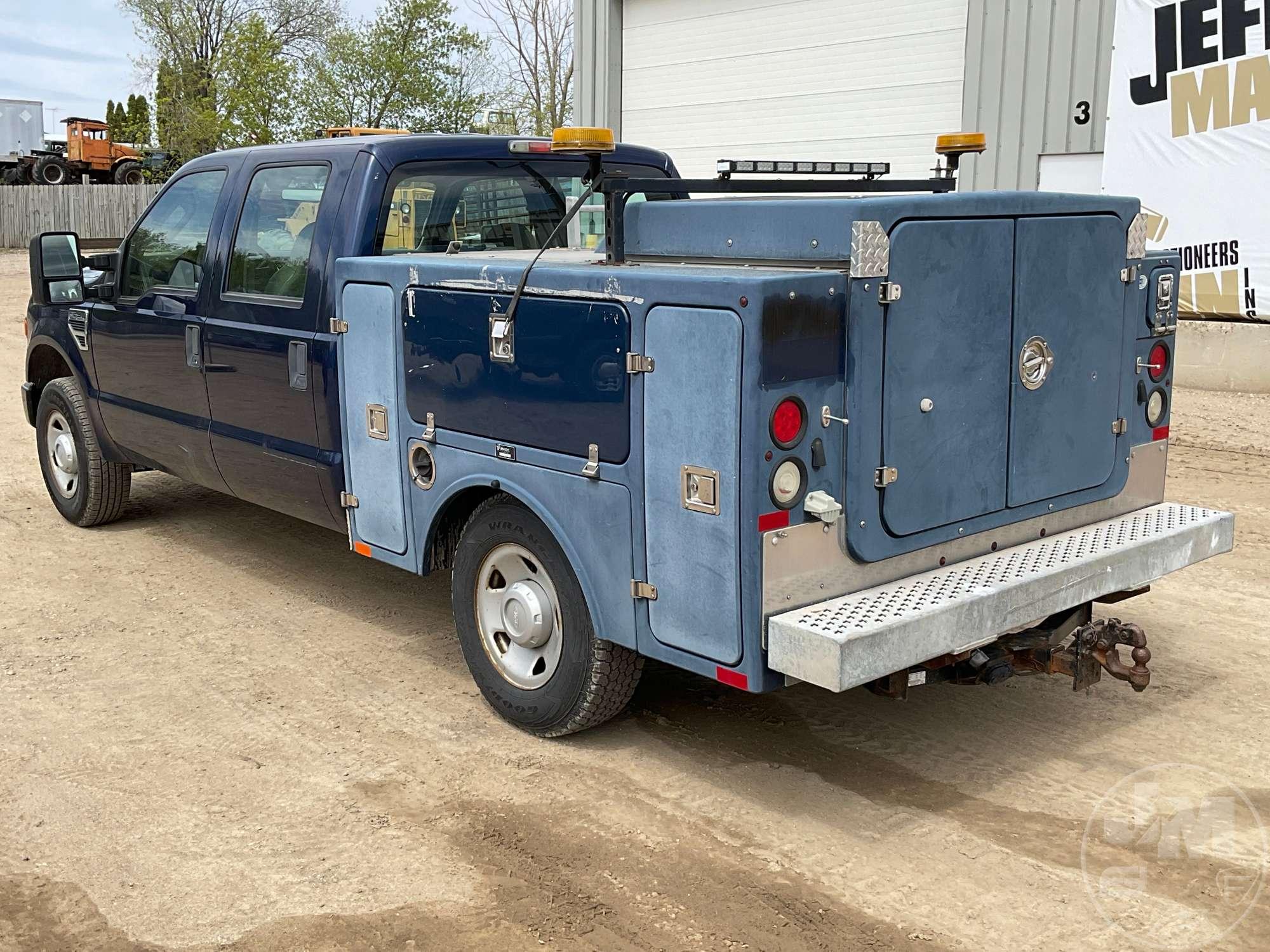 2008 FORD F-250 S/A UTILITY TRUCK VIN: 1FTSW20548ED28356