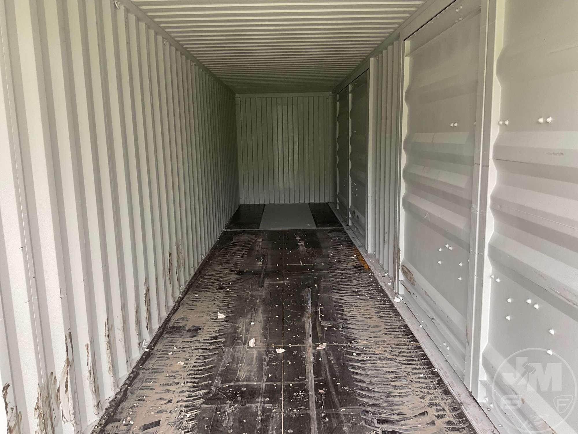 2024 40' CONTAINER SN: LYPU0152070