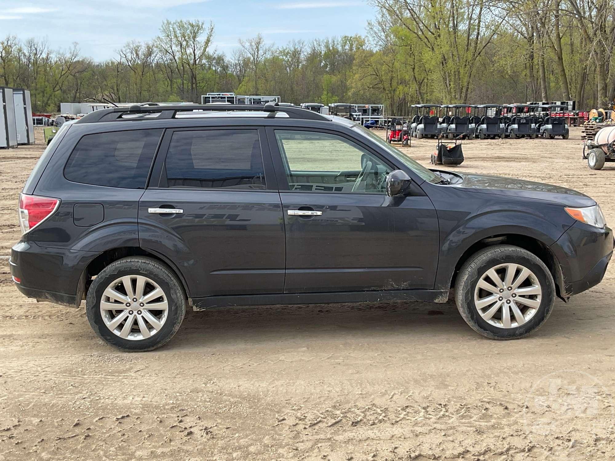 2013 SUBARU FORESTER VIN: JF2SHADC0DH433550 AWD