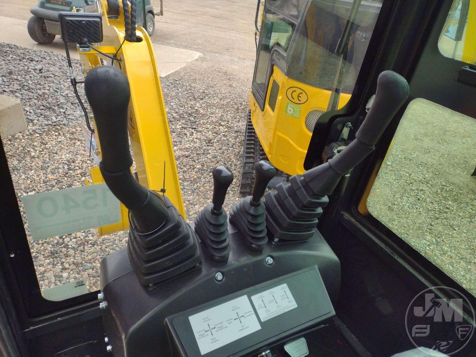 2024 MACHPRO MP15 MINI EXCAVATOR SN: SLP2415080115