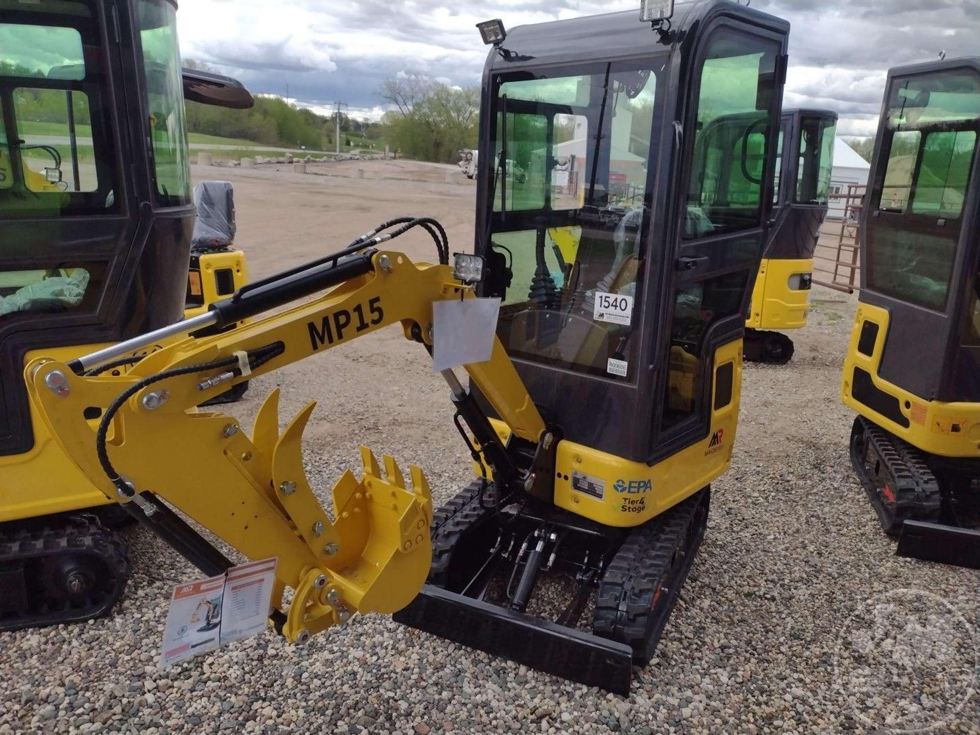 2024 MACHPRO MP15 MINI EXCAVATOR SN: SLP2415080115