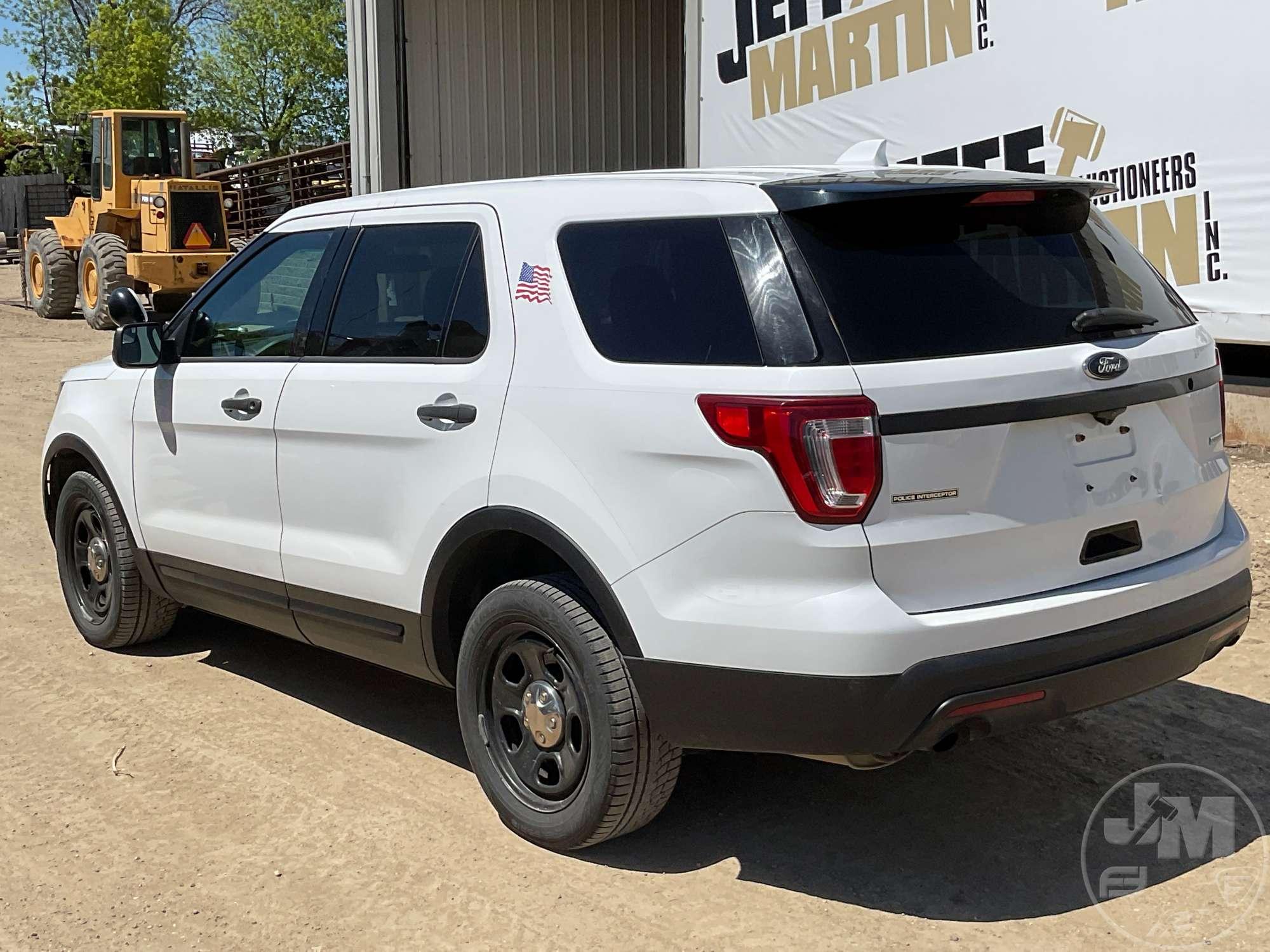 2017 FORD EXPLORER VIN: 1FM5K8AT8HGA24584 AWD