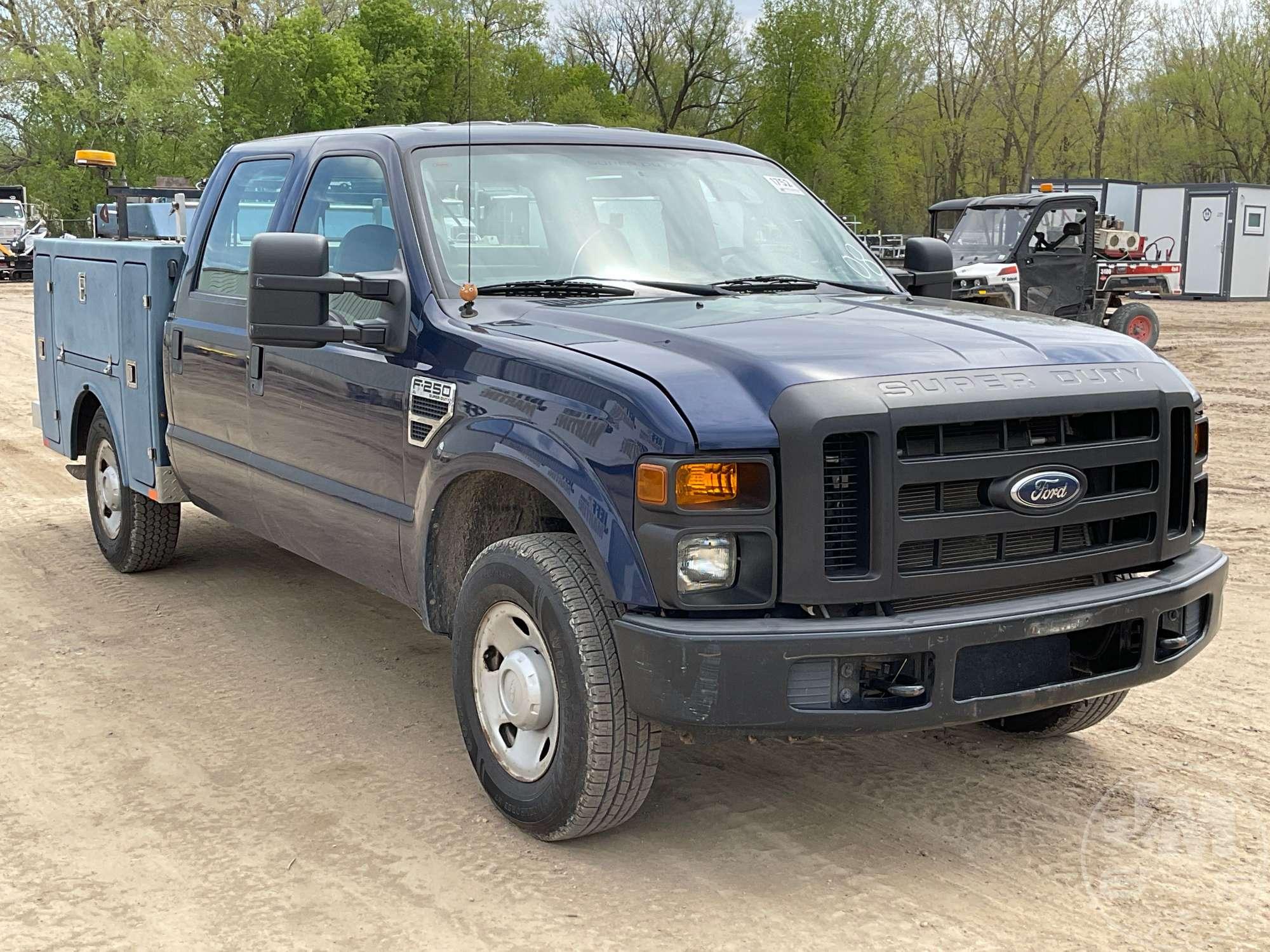 2008 FORD F-250 S/A UTILITY TRUCK VIN: 1FTSW20548ED28356